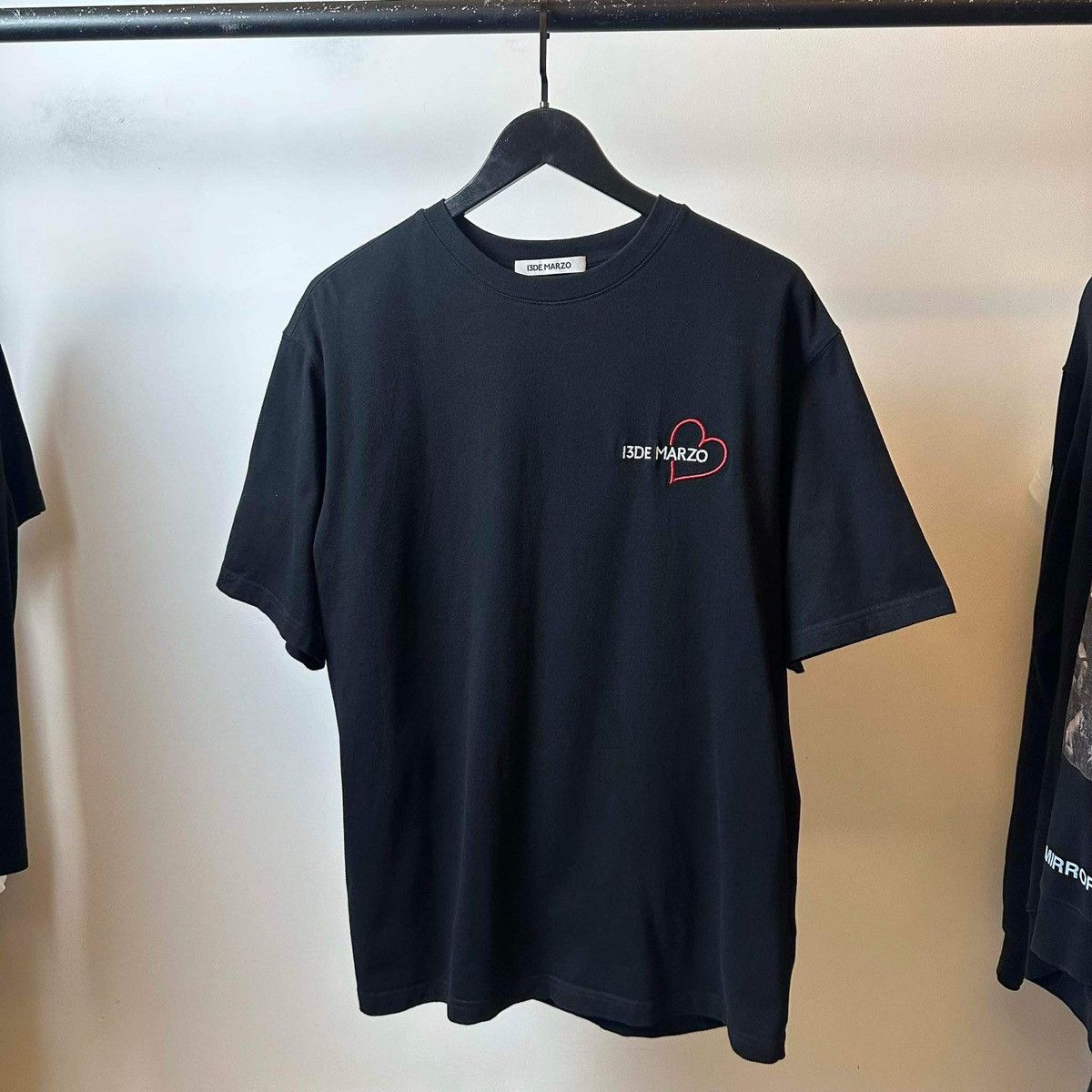 Designer × Other 13DE MARZO HEARTS BLACK T SHIRT Size US L / EU 52-54 / 3 - 2 Thumbnail