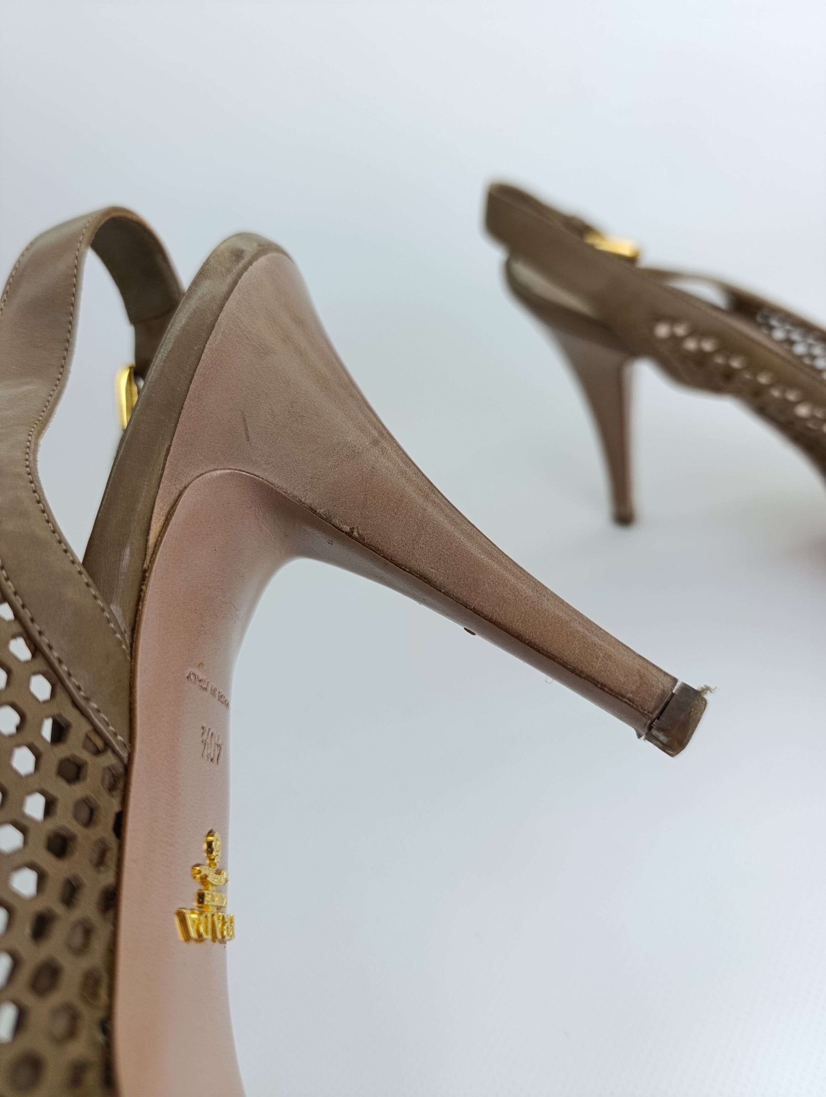 Prada PRADA TORTILLA LEATHER LASER CUT SLINGBACK SANDALS Size US 10.5 / IT 40.5 - 12 Thumbnail