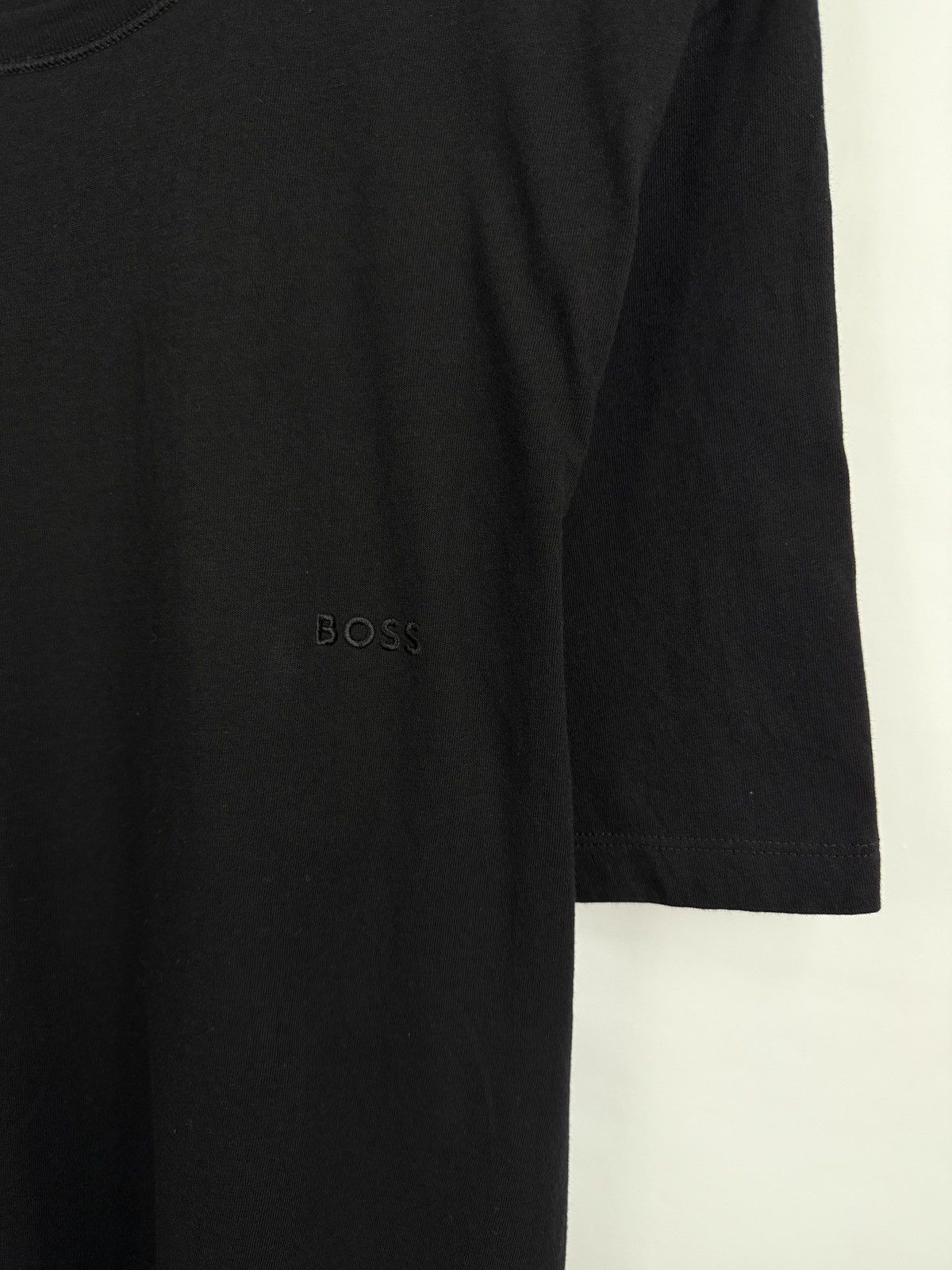 Hugo Boss 🇮🇹 Hugo Boss Luxury Classic T-Shirt Retro Rare Hype Y2K Size US XXL / EU 58 / 5 - 4 Thumbnail