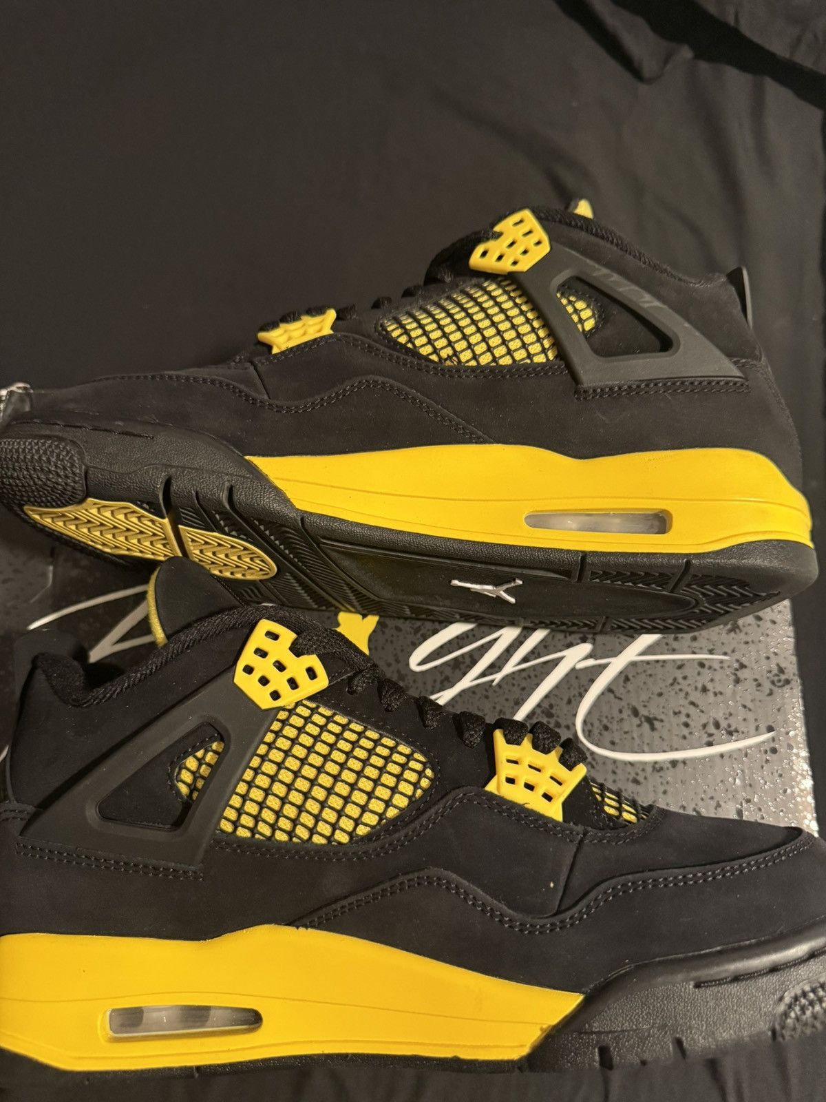 Jordan Brand THUNDER 4s Size US 8.5 / EU 41-42 - 2 Thumbnail