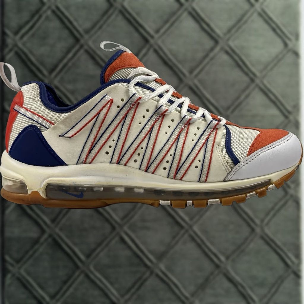 Nike VINTAGE N/A Size US 10 / EU 43 - 1 Thumbnail