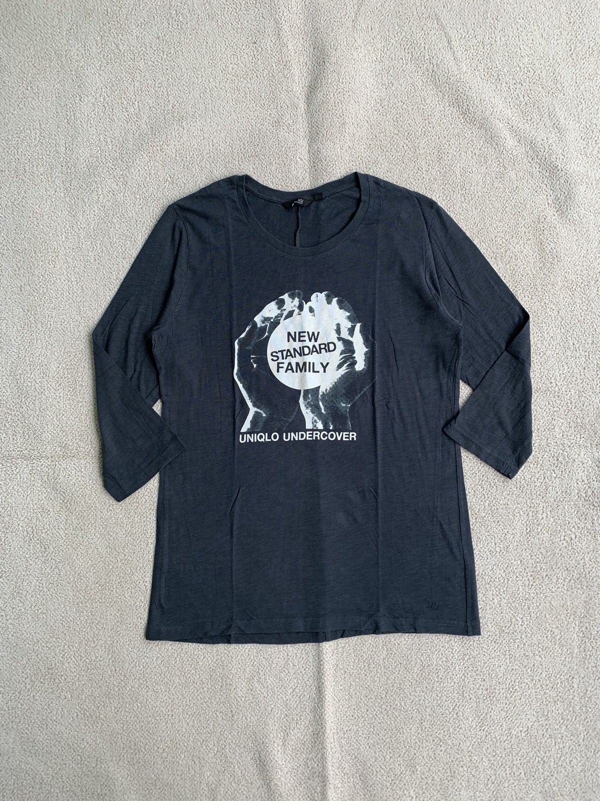 Japanese Brand × Undercover × Uniqlo RARE UNDERCOVER X UNIQLO TSHIRT NEW STANDARD FAMILY Size US L / EU 52-54 / 3 - 1 Thumbnail
