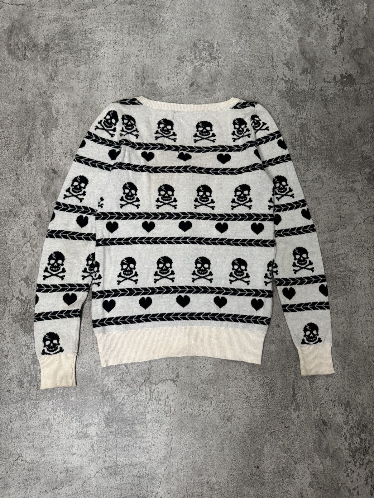 Japanese Brand CECIL MC BEE WITH SKULL & LOVE CARDIGAN TO WOMAN Size M / US 6-8 / IT 42-44 - 4 Thumbnail