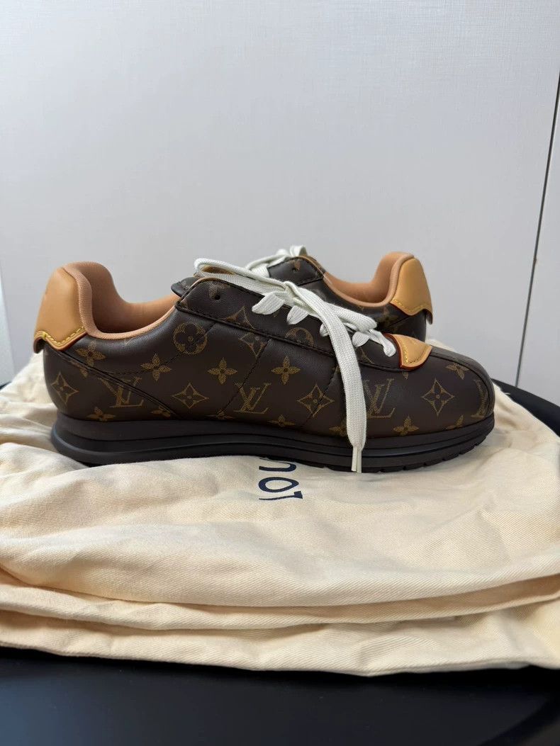 Louis Vuitton Louis Vuitton Brown Old Flower Bread Shoes Size US 11 / EU 44 - 2 Thumbnail