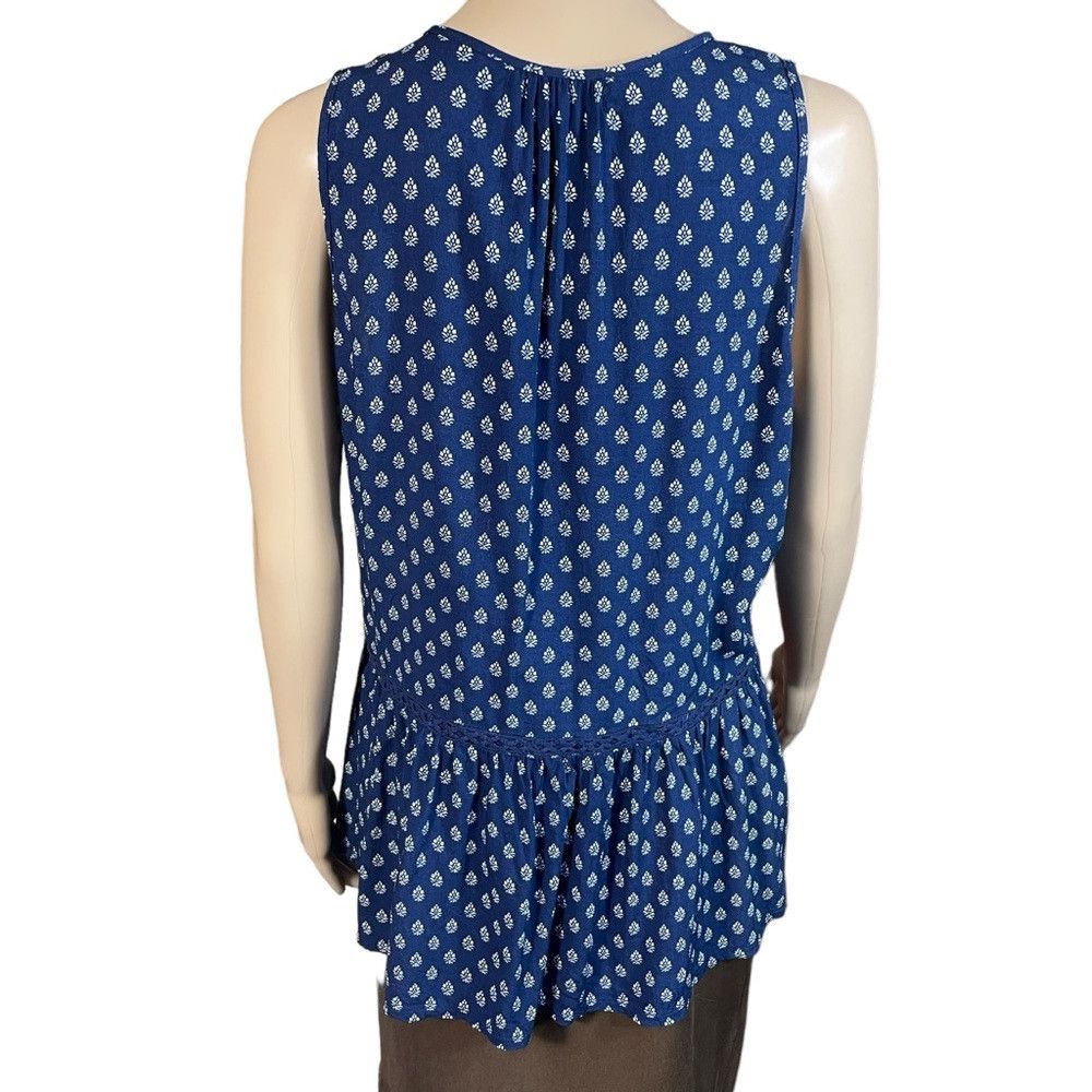 Other Luna Moon Blue Sleeveless Peplum Crochet Trim Rayon Blouse Size L / US 10 / IT 46 - 4 Thumbnail