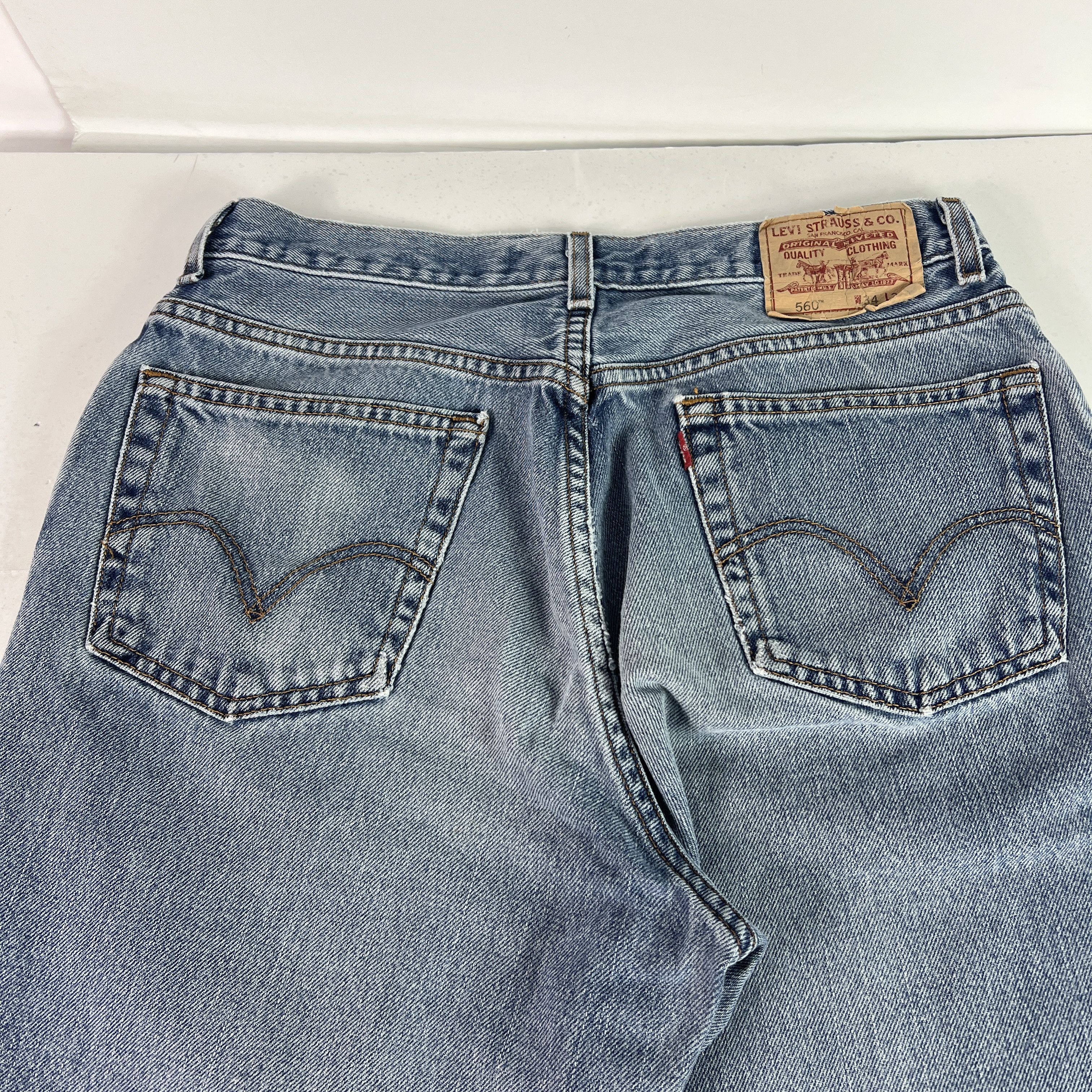 Levi's Y2K Levi's Jeans 560 Comfort Loose Fit Tapered Blue Denim Size US 33 - 13 Thumbnail