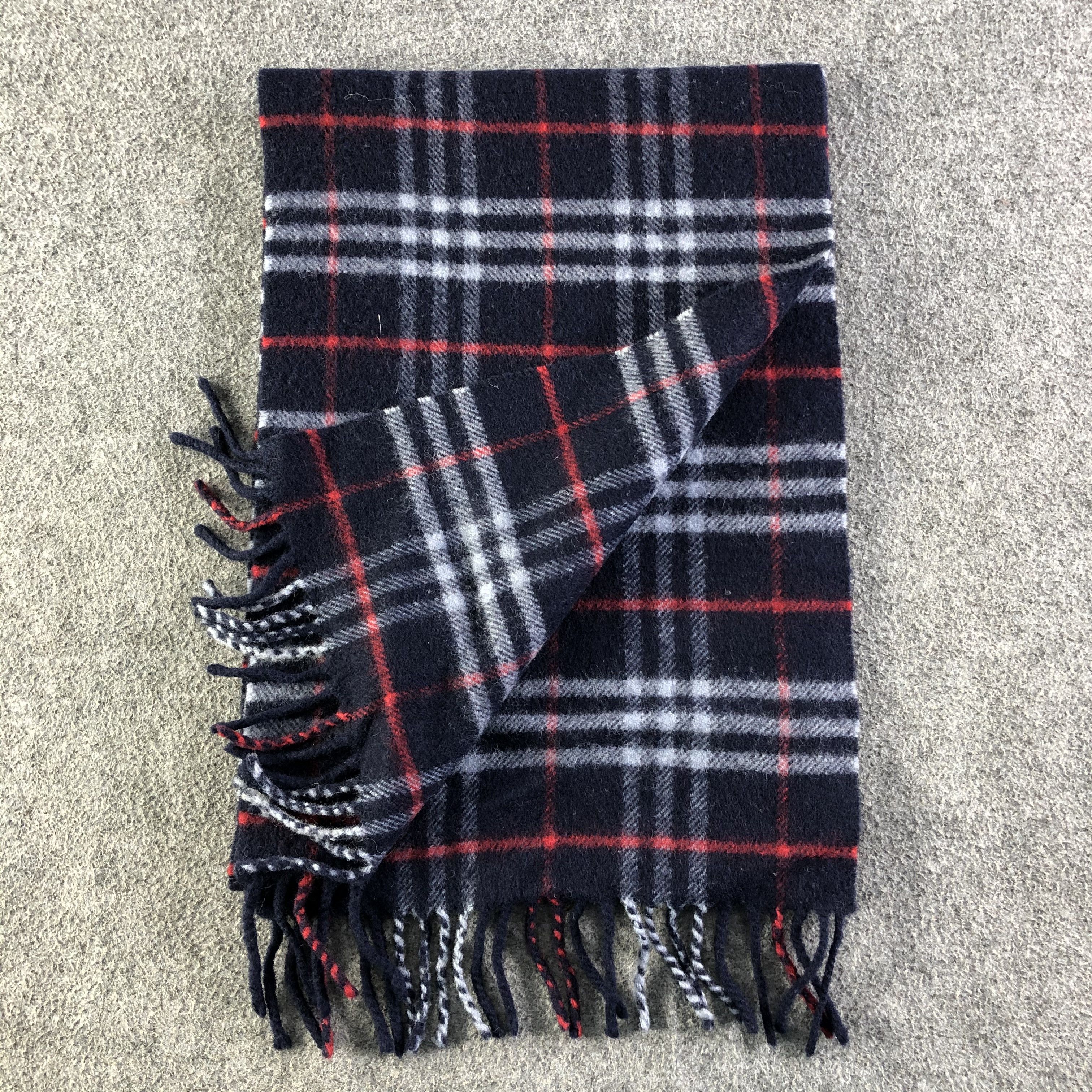 Burberry Burberry Scarf / Muffler / Neckwear P335 Size ONE SIZE - 5 Thumbnail