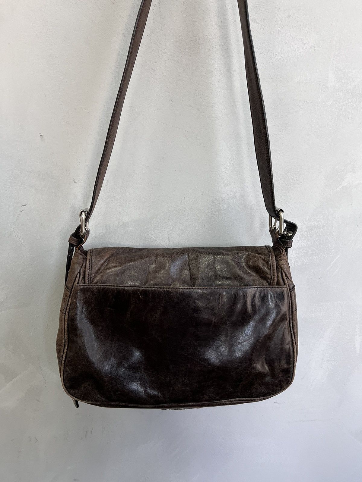 Japanese Brand VINTAGE Y2K LEATHER LGB STYLE KMRII LEATHER BAG Size ONE SIZE - 11 Thumbnail