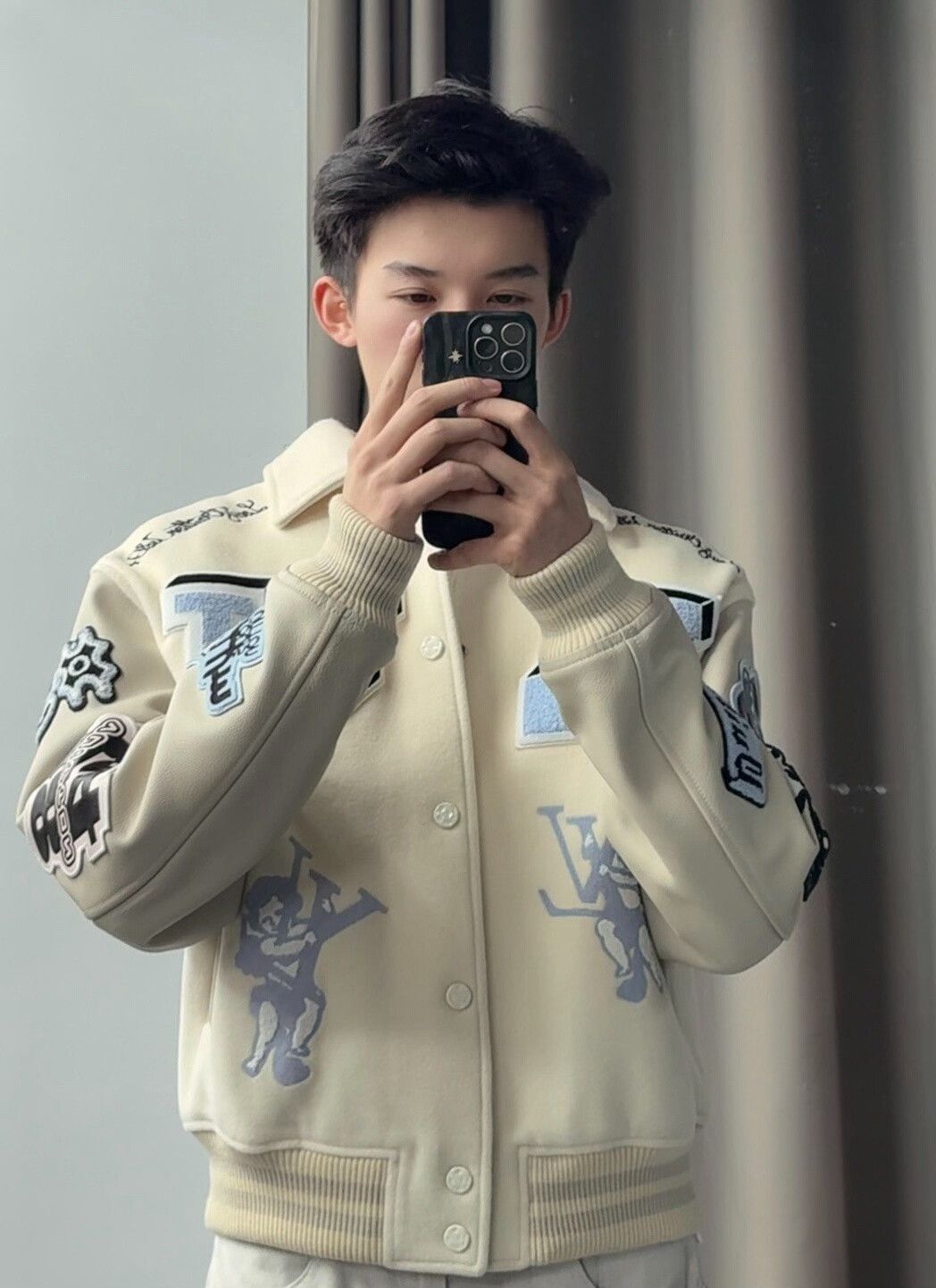 Louis Vuitton louis vuitton embroidered logo baseball jacket Size US L / EU 52-54 / 3 - 1 Thumbnail