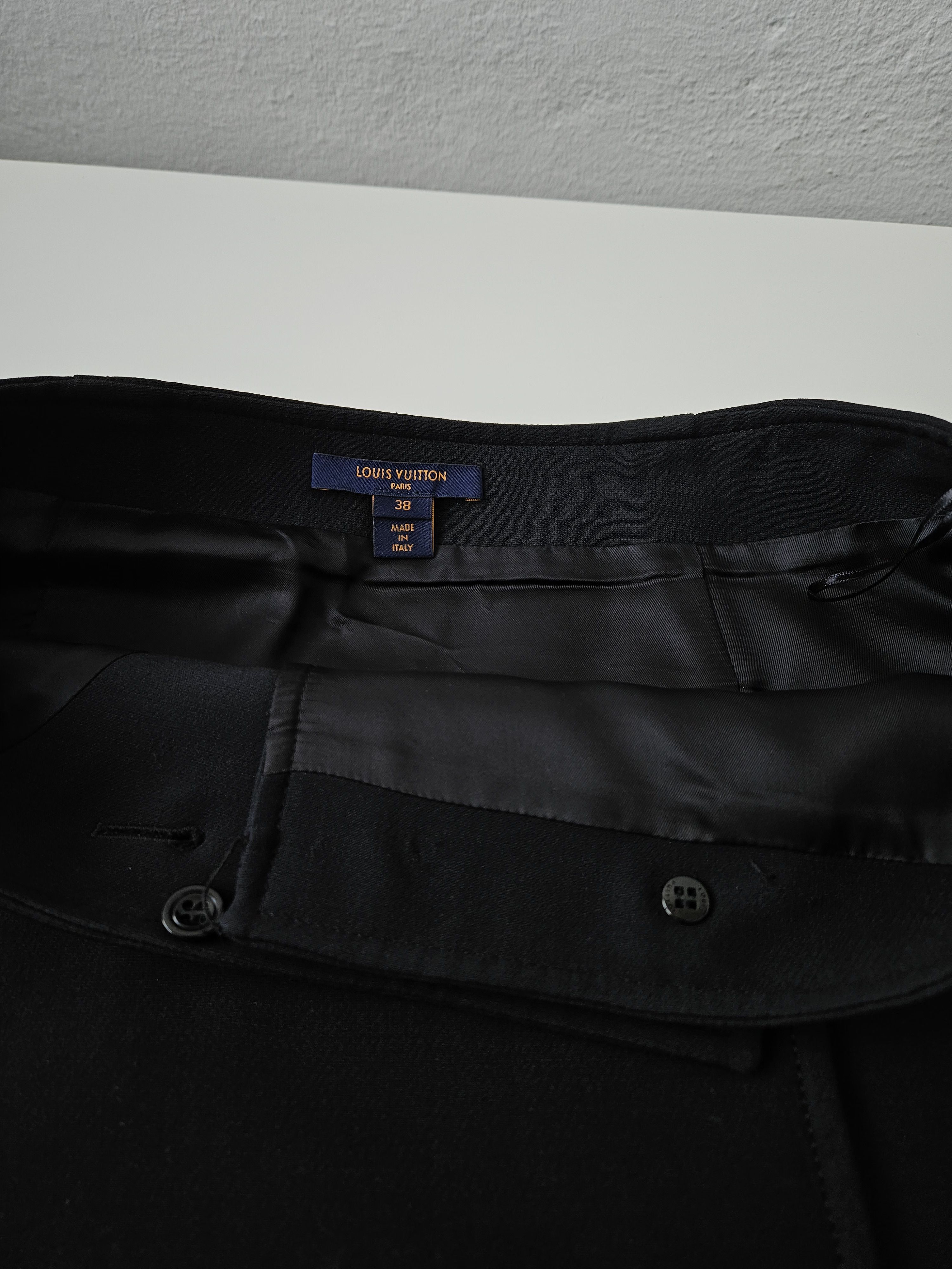 Louis Vuitton Louis Vuitton buttoned wool and silk mini skirt Size 26" / US 2 / IT 38 - 16 Thumbnail