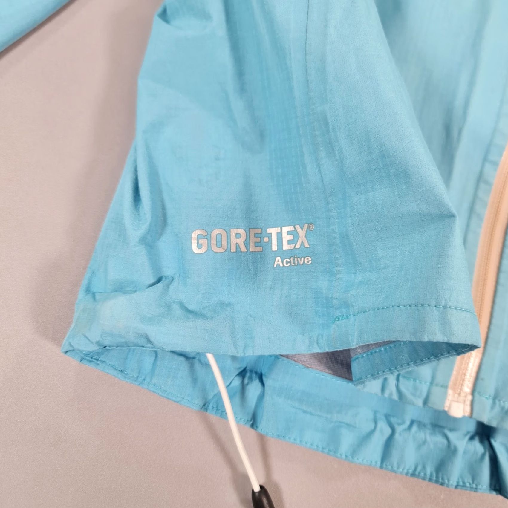 Berghaus Berhaus Womens Jacket Blue 10 UK Gore-Tex Active VapourLight MtnHaus Waterproof Jacket Hooded Lightweight All Seasons Womens 10 UK Blue Size L / US 10 / IT 46 - 4 Thumbnail