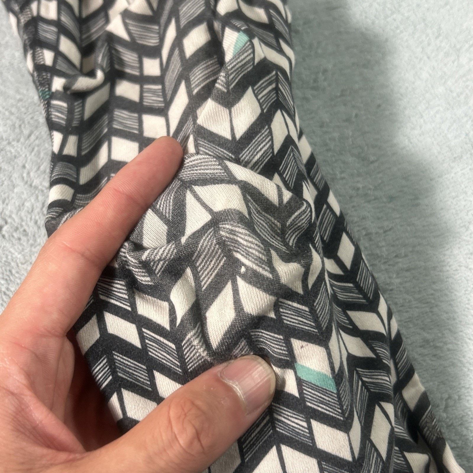 Alo ALO Warm Up Sculpting Leggings XS 25x28 Retro Striped Size 25" / US 0 / IT 36 - 7 Thumbnail