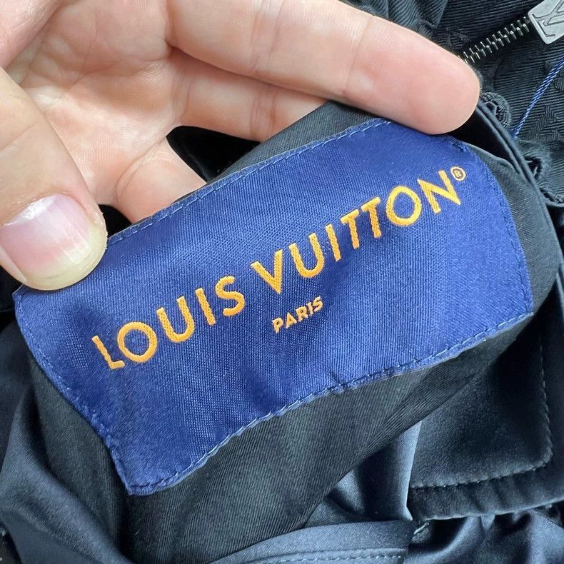Louis Vuitton Louis Vuitton Reversible Check Logo Jacket Size US L / EU 52-54 / 3 - 5 Thumbnail