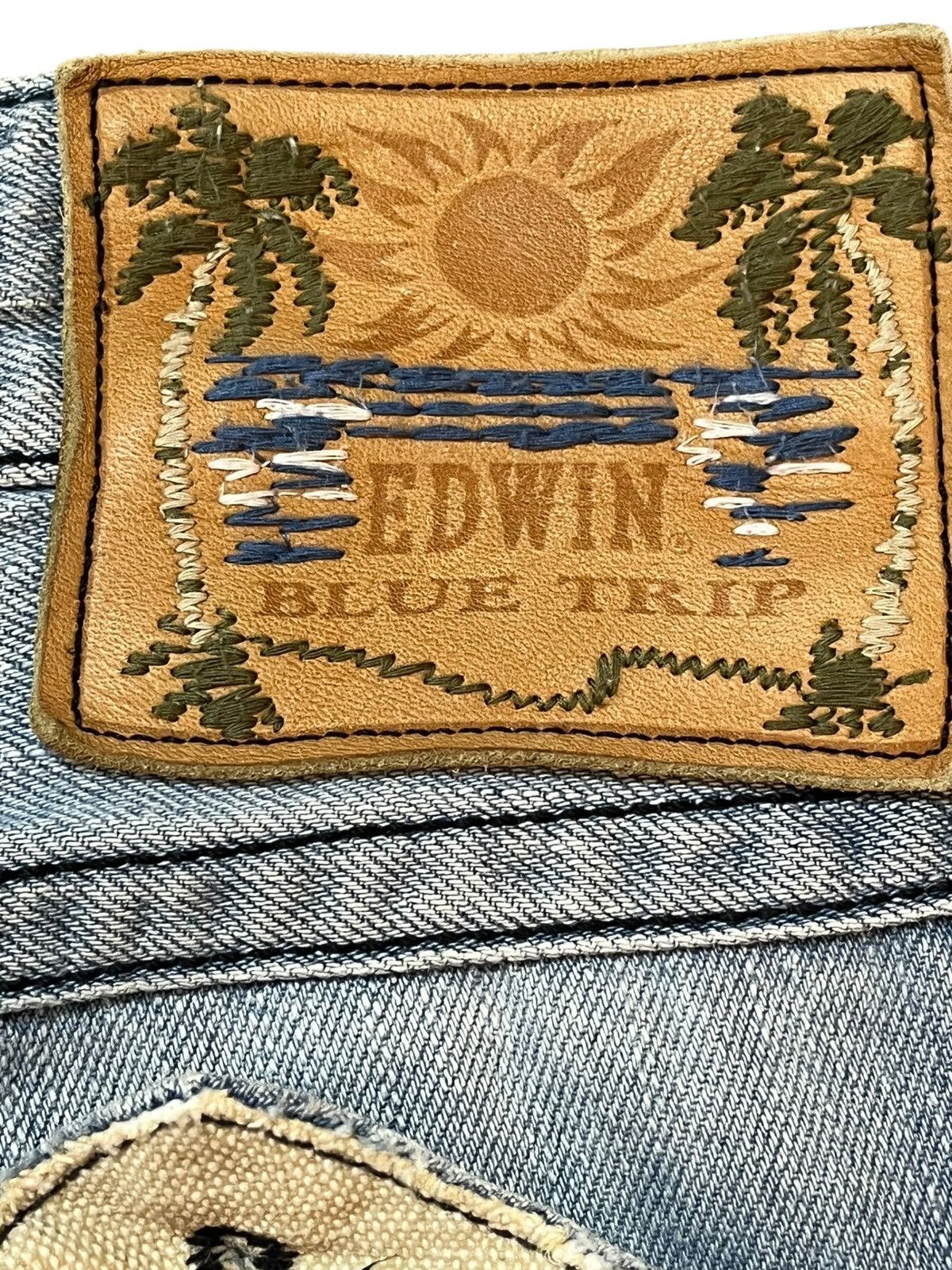 Edwin Vintage Edwin Blue Trip Flare Faded Distressed Denim Size US 35 - 10 Thumbnail