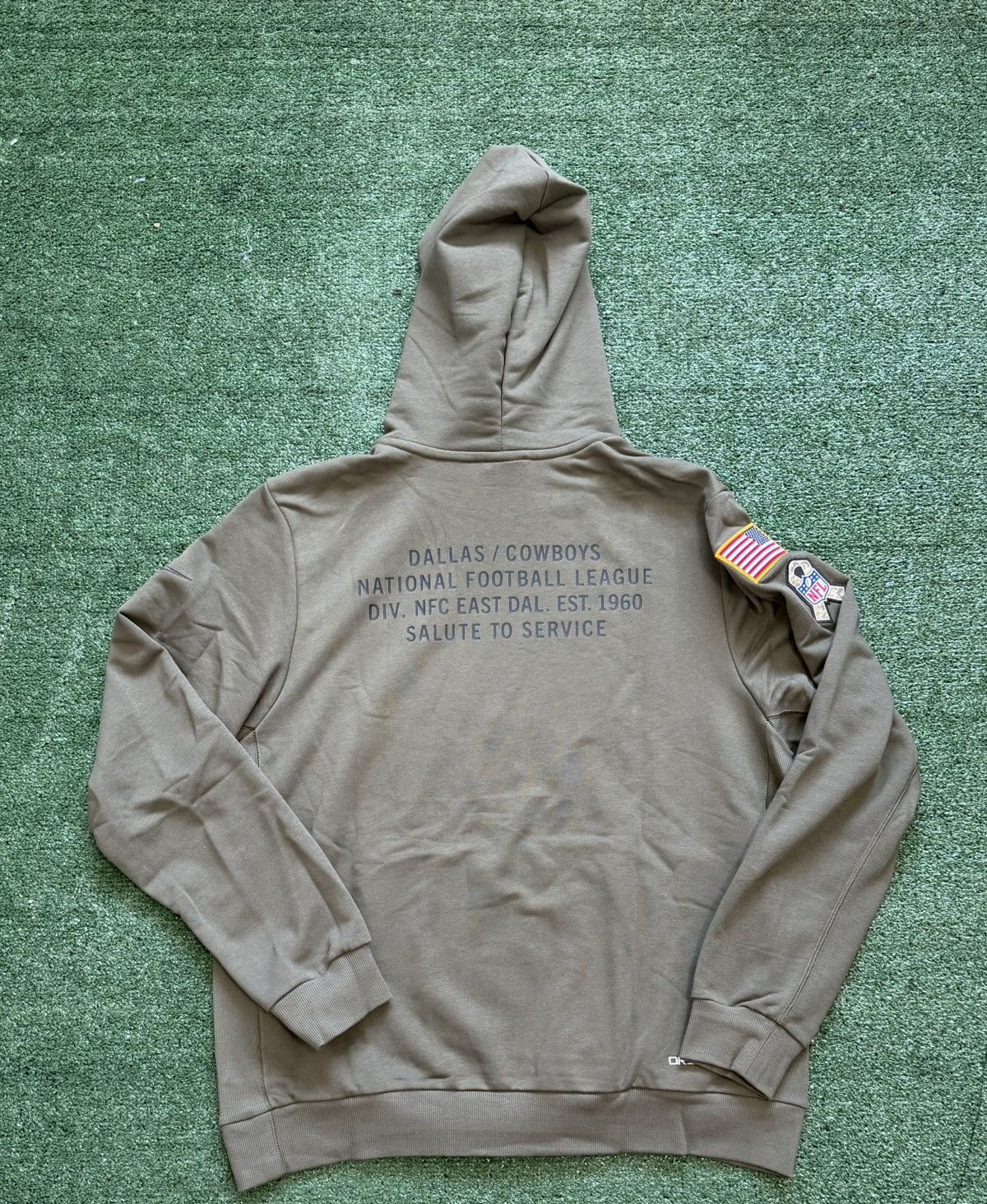 Nike Nike DALLAS COWBOYS 2025 Salute to Service HOODIE On-Field Size US L / EU 52-54 / 3 - 5 Thumbnail
