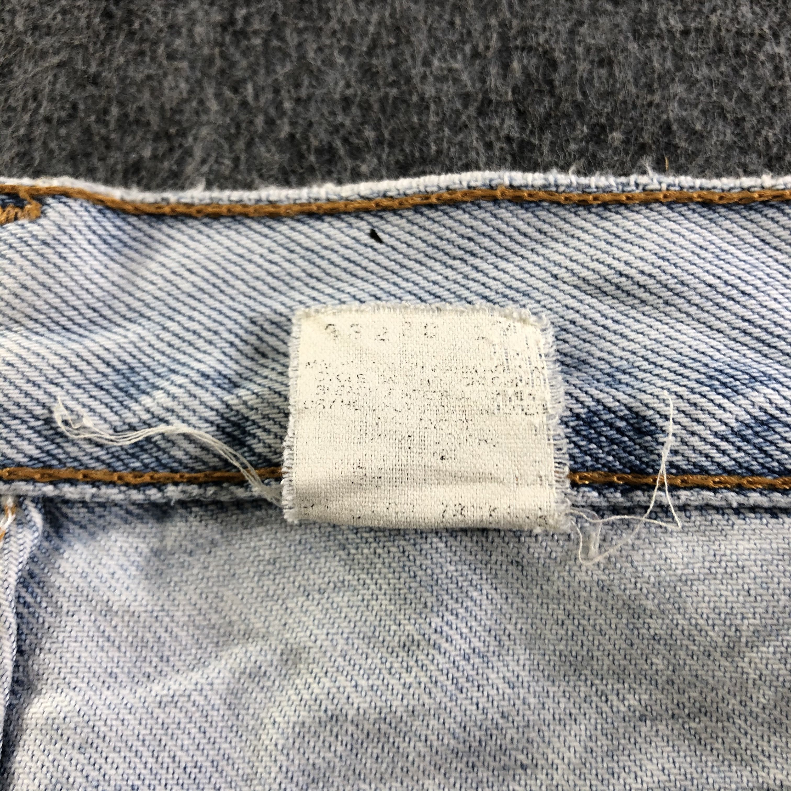 Levi's 90s Vintage Light Wash Levis 517 Flare Jeans-J4047 Size US 35 - 14 Thumbnail