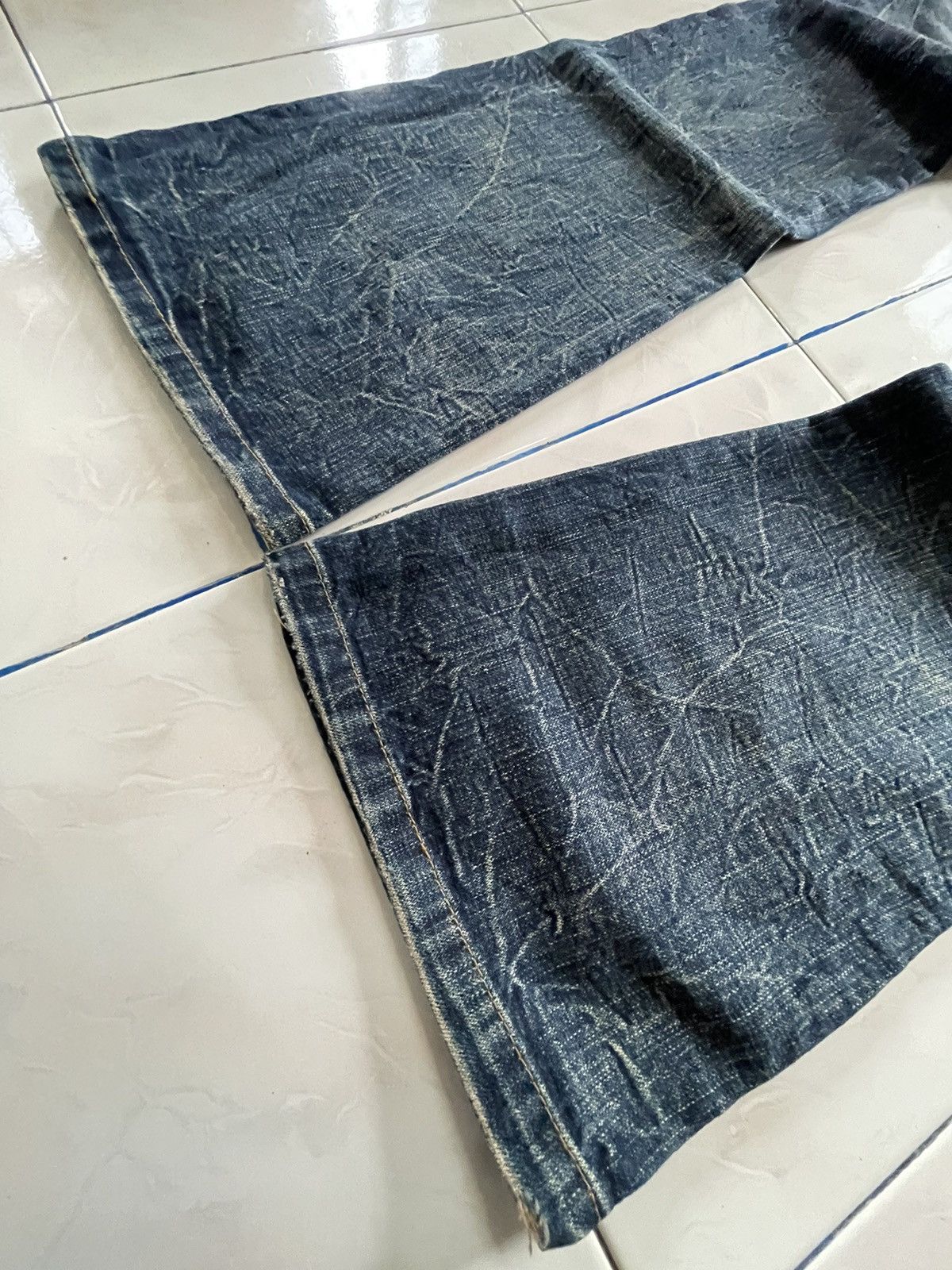Japanese Brand × Le Grande Bleu (L.G.B.) × Tornado Mart Toto Japan Claws Mark Honeycomb Flare Low Rise Jeans Size US 32 / EU 48 - 17 Thumbnail