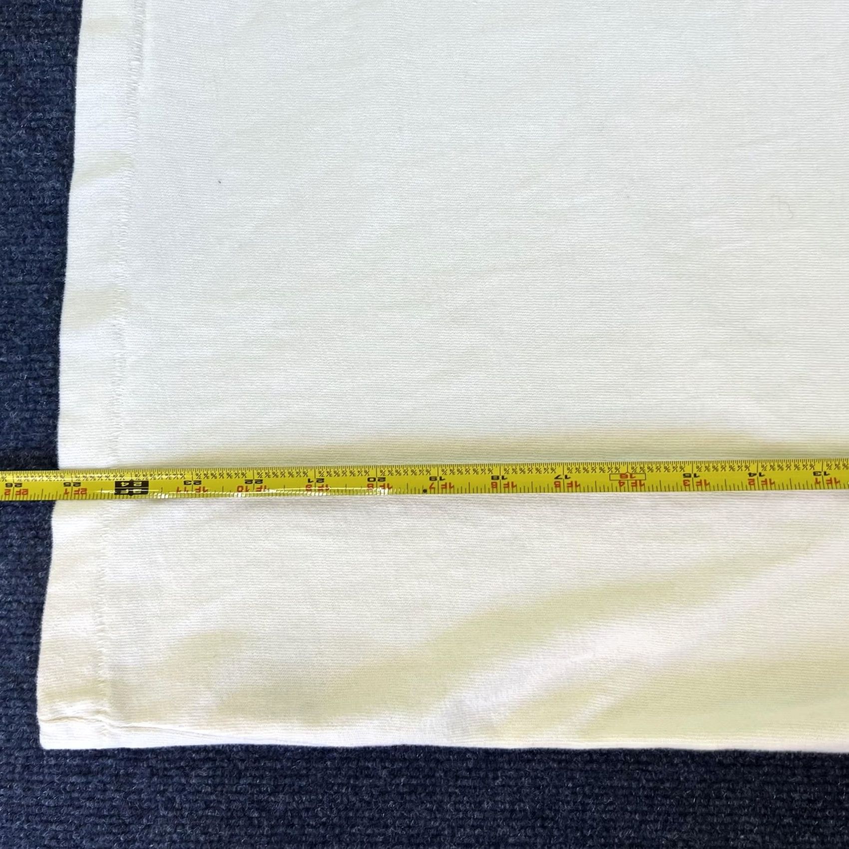 Old Navy Old Navy Shirt Mens XL White Long Sleeve V-Neck Cotton Tee T-Shirt Top Size US XL / EU 56 / 4 - 7 Thumbnail