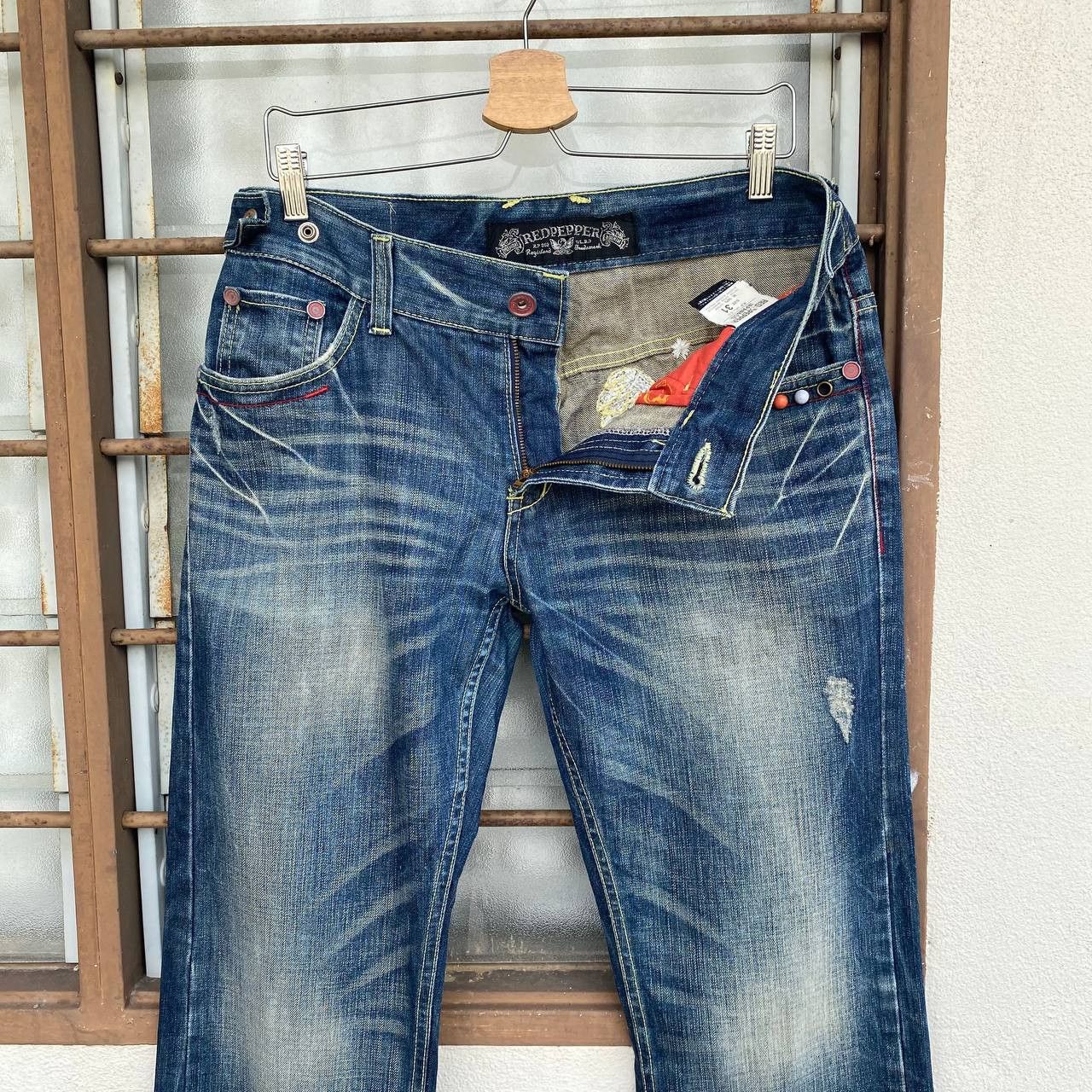 Japanese Brand × Le Grande Bleu (L.G.B.) × Tornado Mart A BEAUTIFUL FLARE DENIM RED PEPPER GOLD LABEL EAGLE WING Size US 31 - 11 Thumbnail