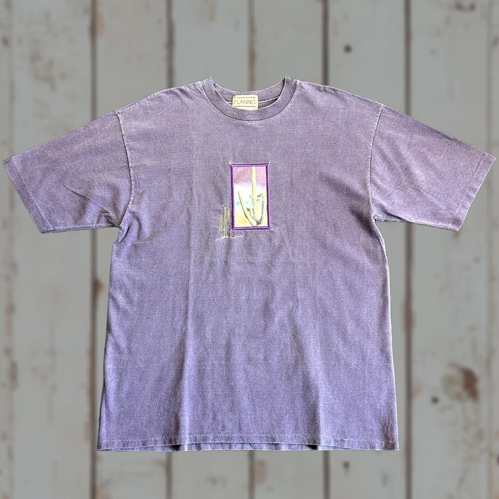 Vintage VINTAGE de Lanno Cactus Desert T Shirt Purple Purple Desert Graphic Print 90s Short Sleeve Unisex Adults L Mens Womens Boys Girls Size US L / EU 52-54 / 3 - 1 Thumbnail