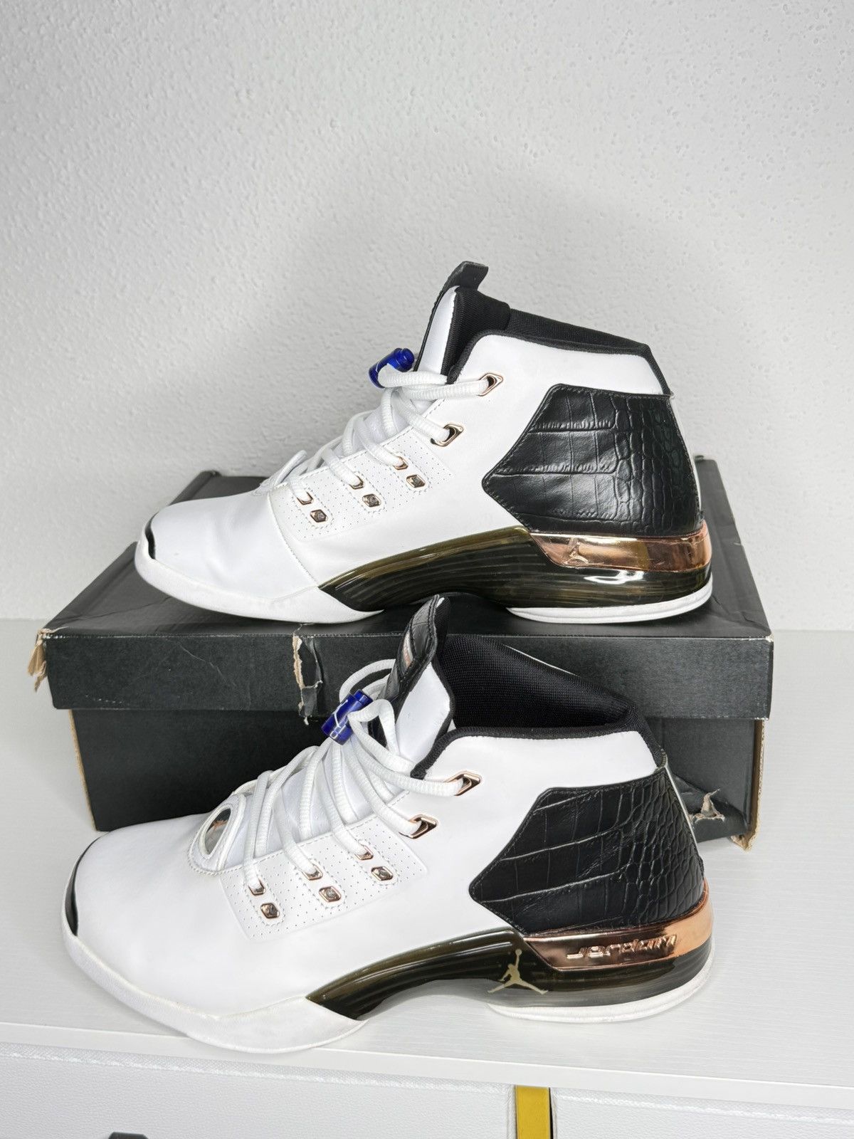 Nike Jordan 17 Retro Cooper 2016 Size US 9.5 / EU 42-43 - 9 Thumbnail