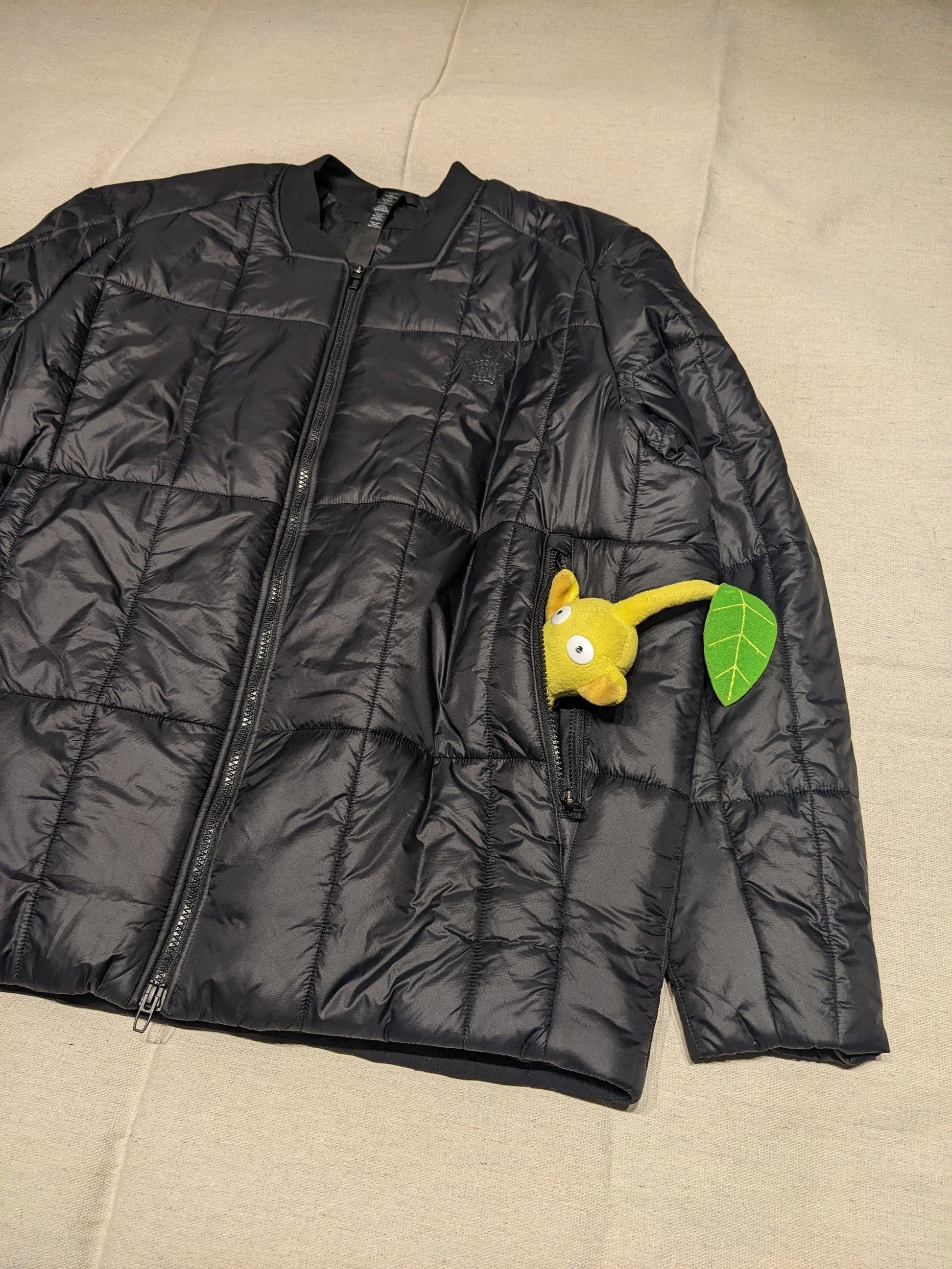 Lululemon Lululemon Maple Leafs Insulated Bomber Jacket mens XXL Size US XXL / EU 58 / 5 - 2 Thumbnail