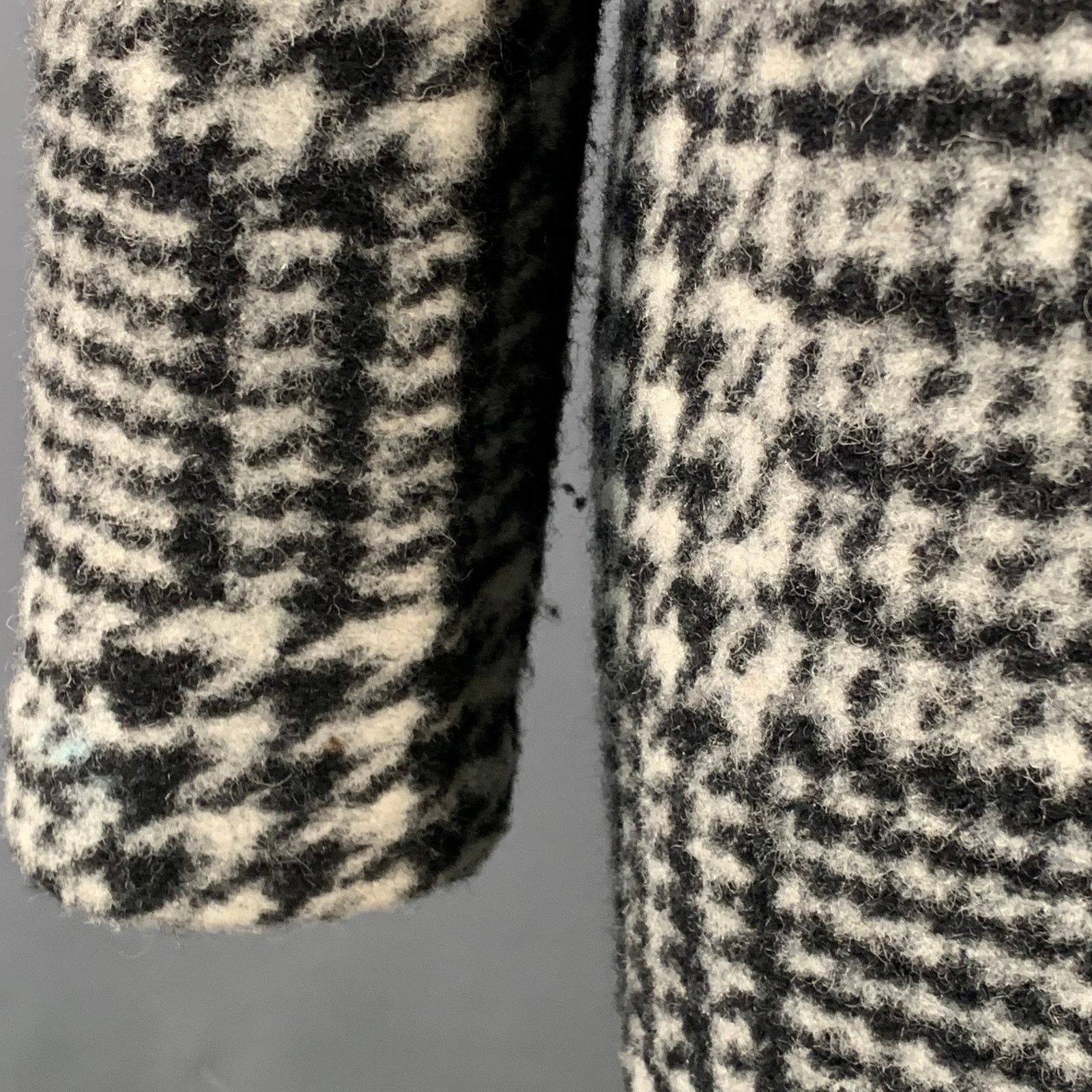 Nanette Lepore Size M Grey Black Wool Blend Houndstooth Collarless Coat Size M / US 6-8 / IT 42-44 - 5 Thumbnail
