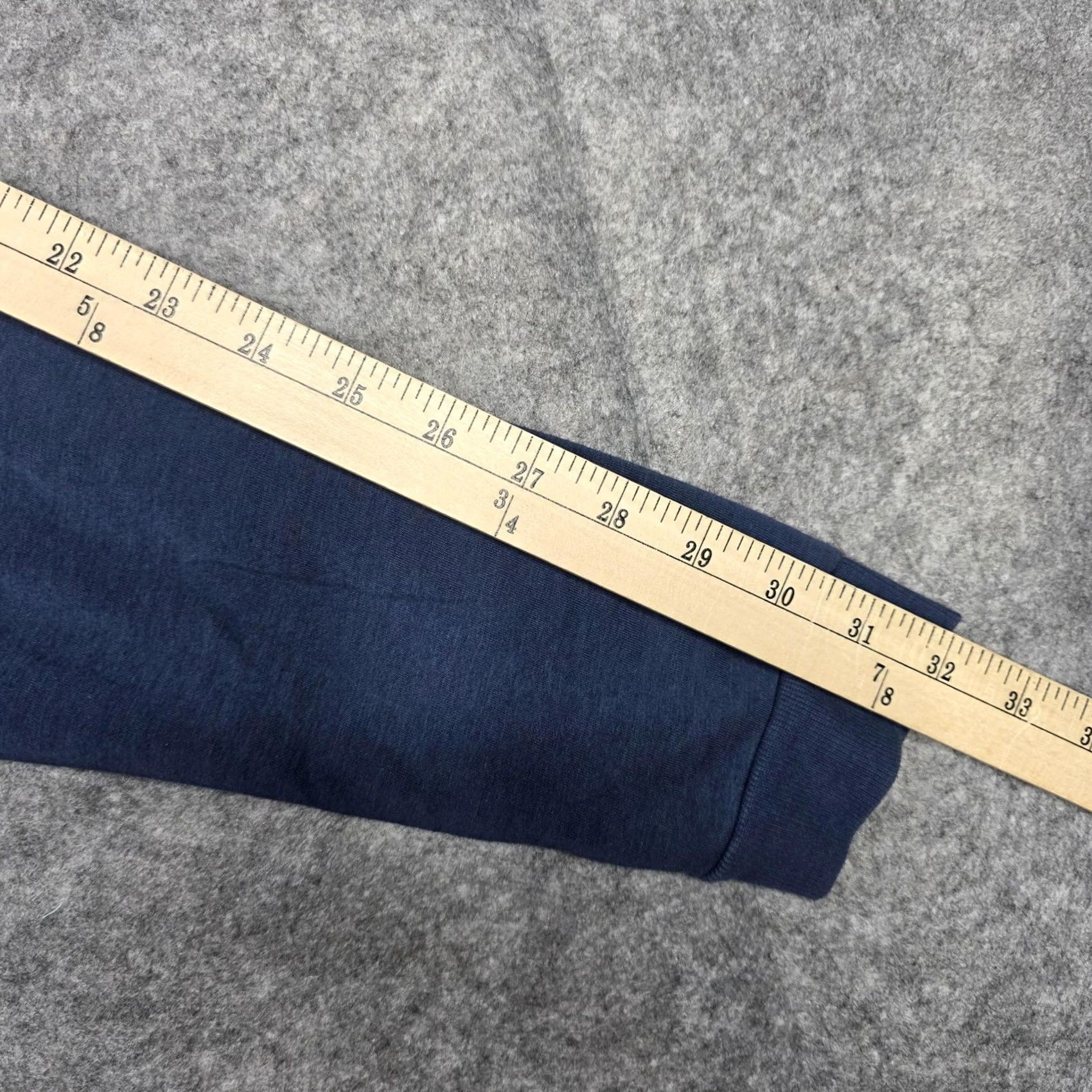 TravisMathew Travis Mathew Mens Large Blue Pullover Sweater Long Sleeve Casual Size US L / EU 52-54 / 3 - 6 Thumbnail