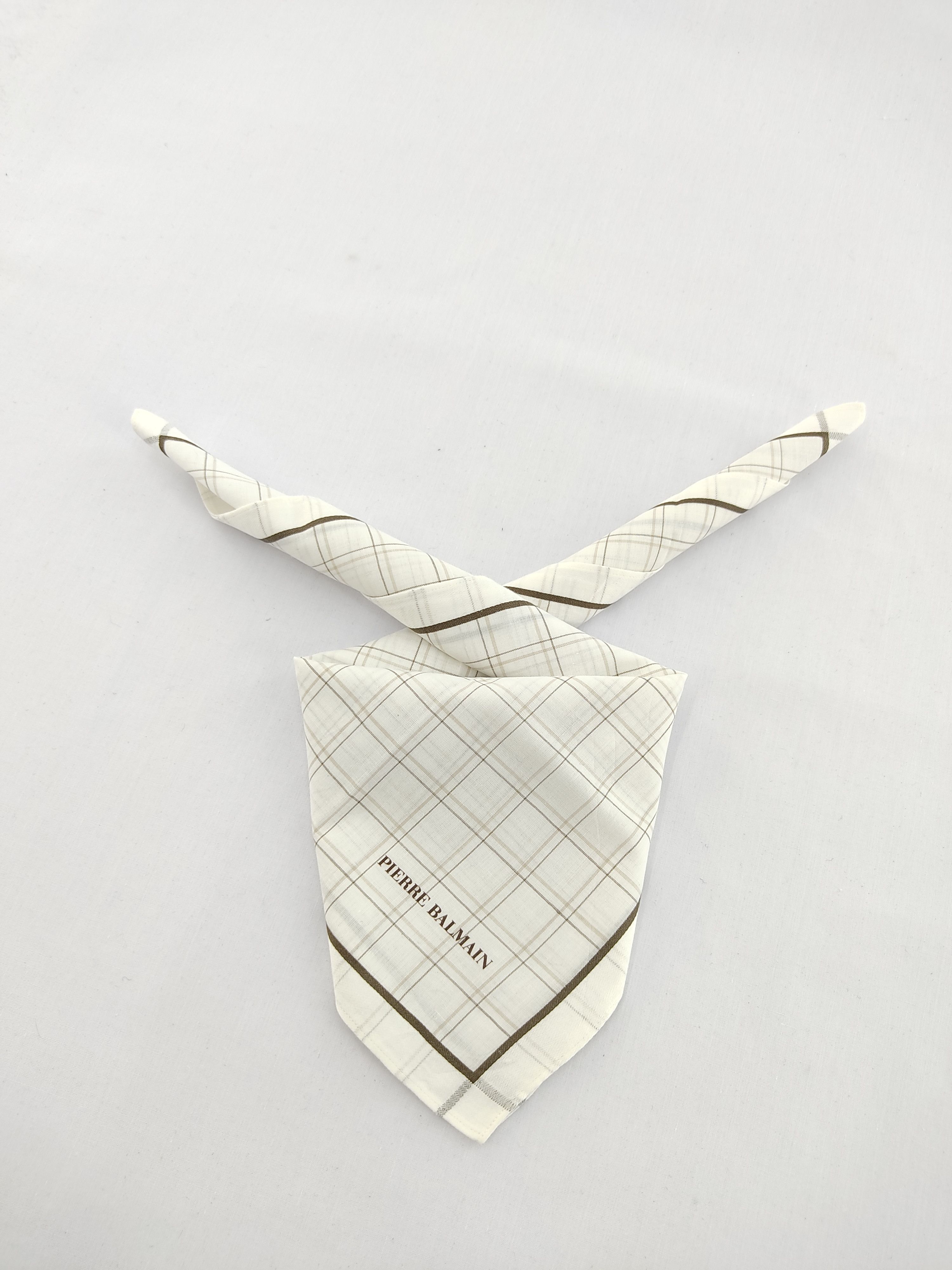 Pierre Balmain × Vintage Vintage Pierre Balmain Handkerchief / Neckwear / Bandana Size ONE SIZE - 1 Thumbnail