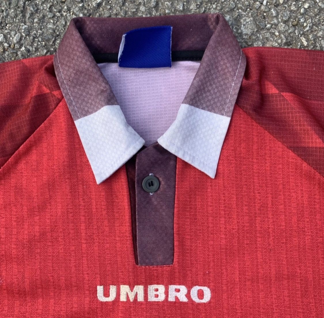 Other Thrashed Manchester United Bootleg Jersey Size US L / EU 52-54 / 3 - 4 Thumbnail