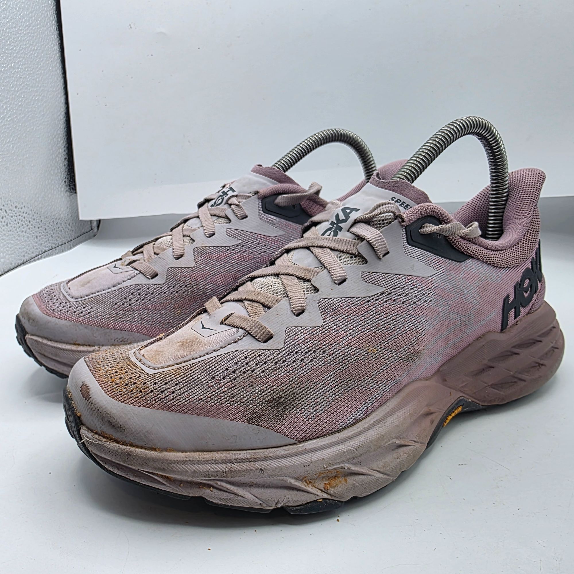 Hoka Hoka One One Speedgoat 5 Womens Size 7 Pink Trail Running Sh Size US 7 / IT 37 - 4 Thumbnail