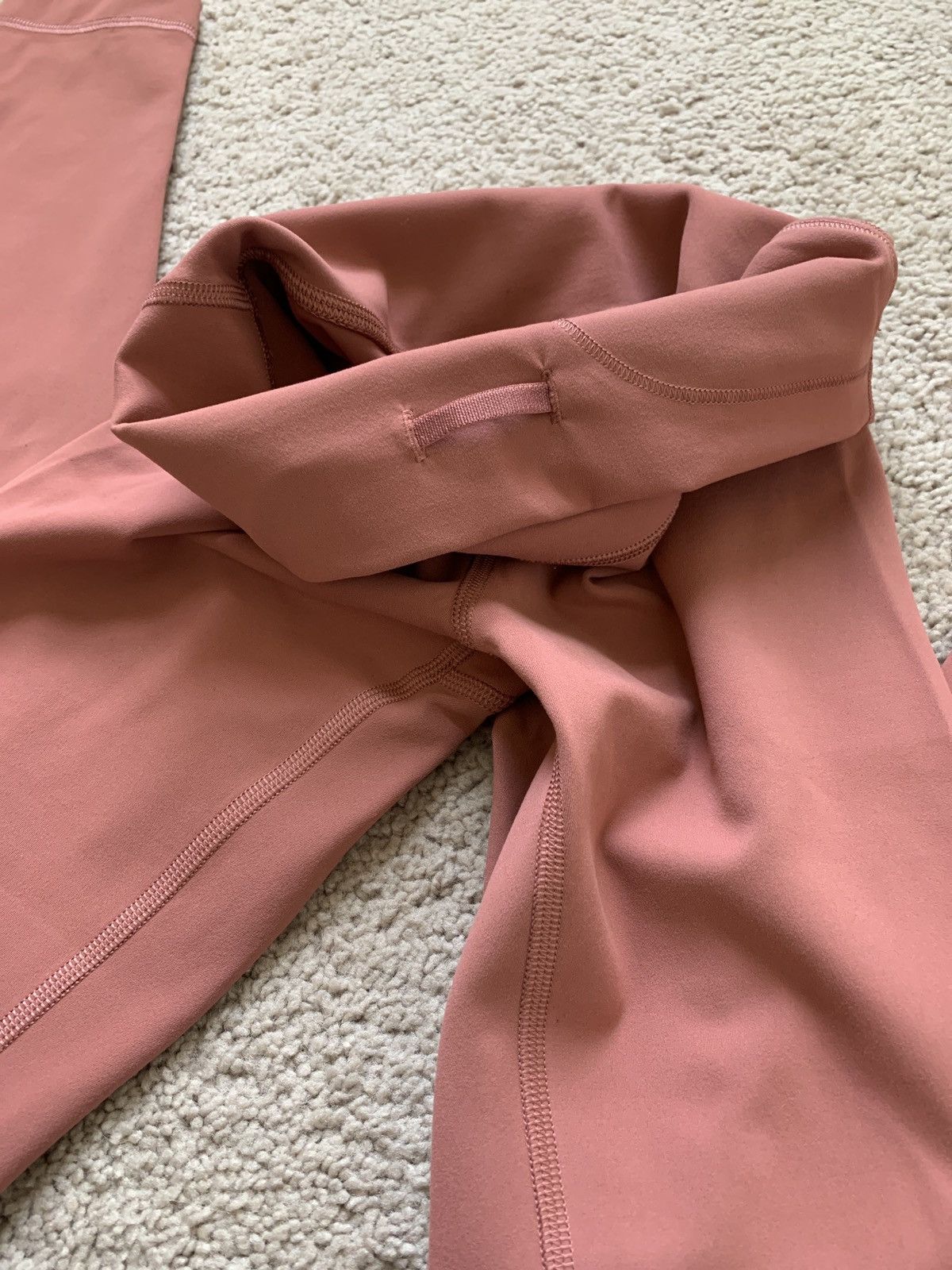 Lululemon Lululemon High Waisted Wunder Train 28” Leggings - Sz 2 Size 26" / US 2 / IT 38 - 8 Thumbnail