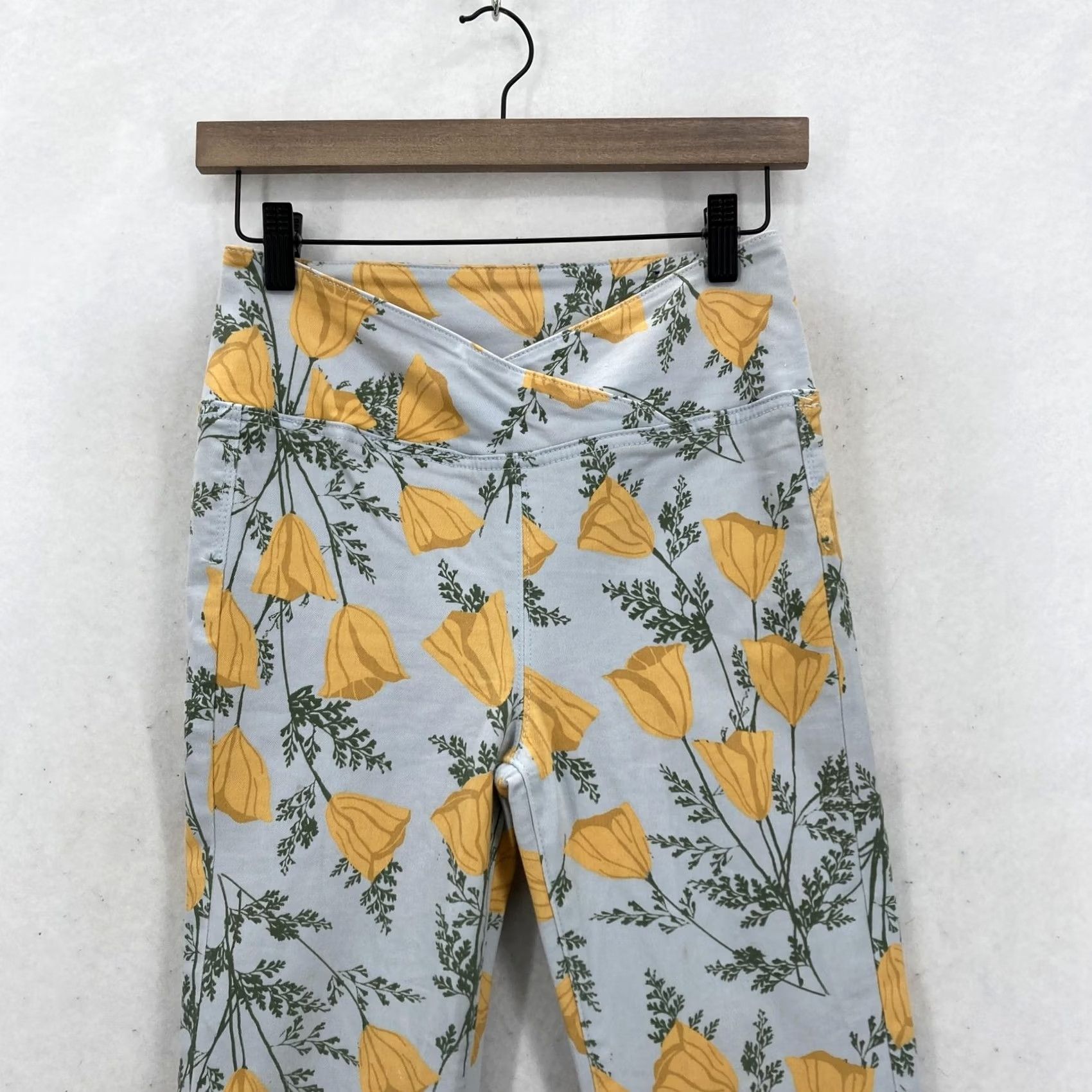 Vintage We The Free Venice Beach Printed Flare Pants Womens 25 Blue Yellow Floral Boho Size 42" / US 20 - 2 Thumbnail