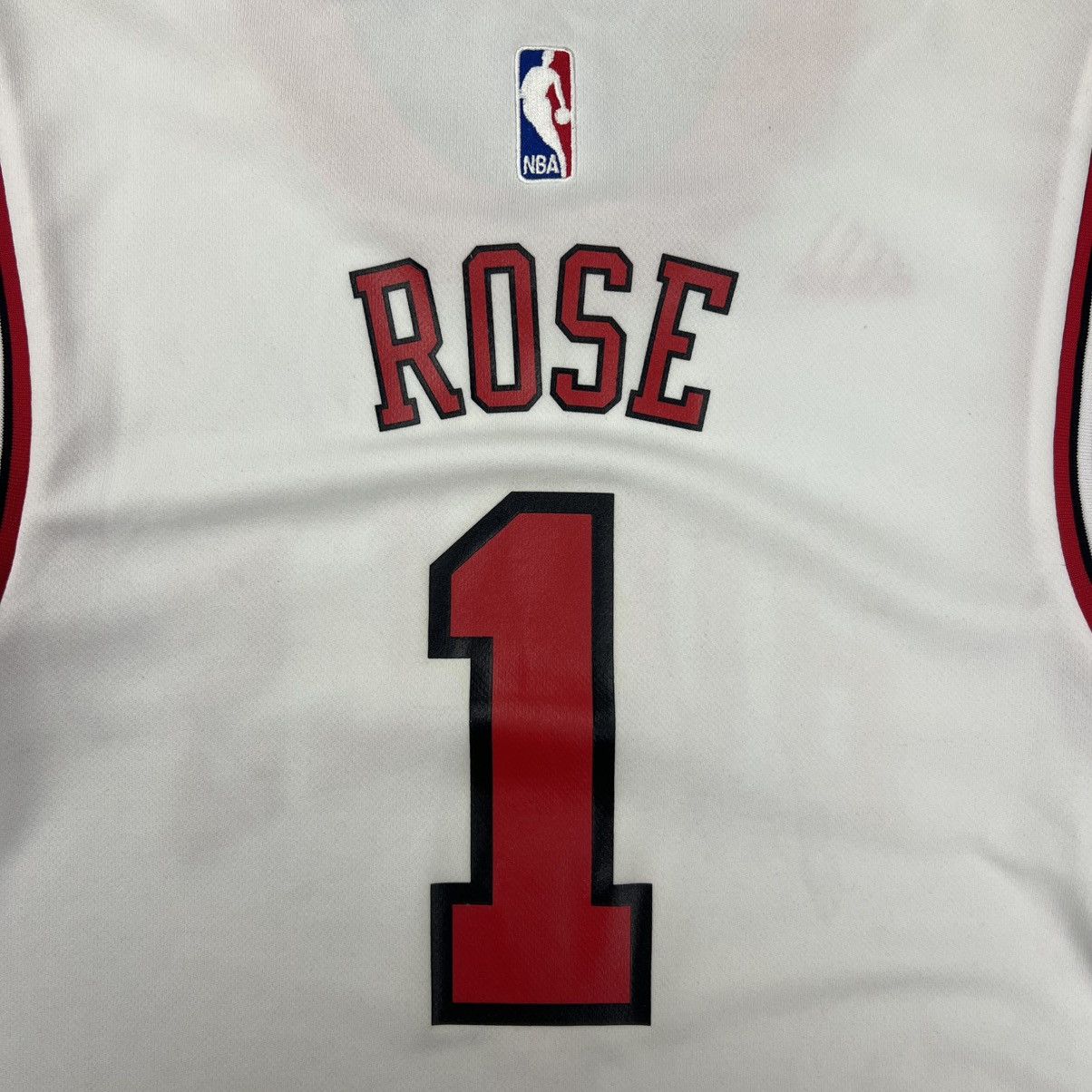 Adidas Rare! Derick Rose 1 Adidas Chicago Bulls Jersey Tank Top Size US M / EU 48-50 / 2 - 16 Thumbnail