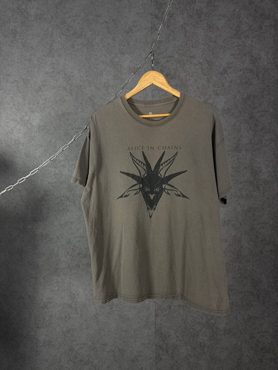 Band Tees Alice in Chains rock band tee Size US XL / EU 56 / 4 - 1 Thumbnail