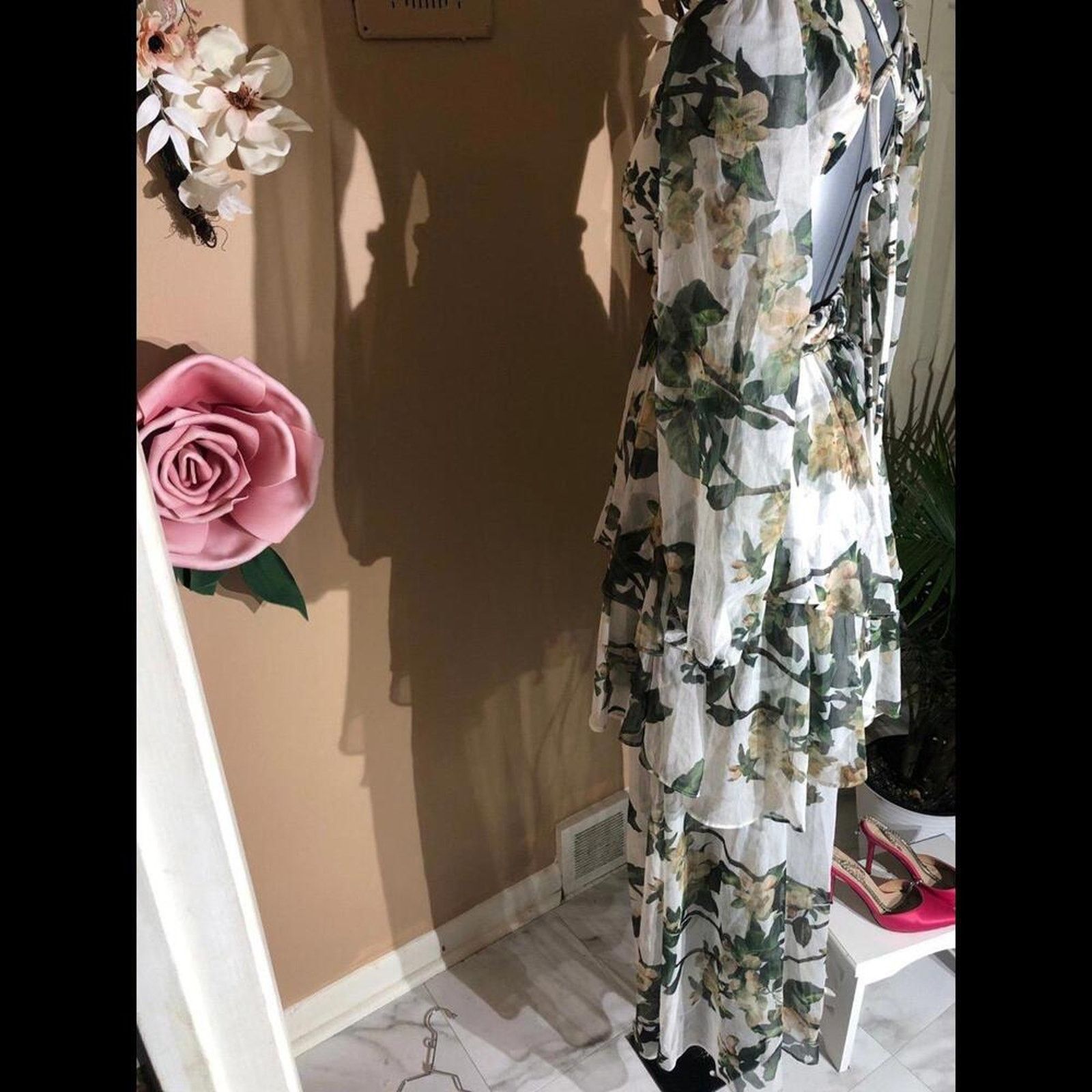 Other Beach coverup dress green/white exotic floral dress Size S / US 4 / IT 40 - 7 Thumbnail