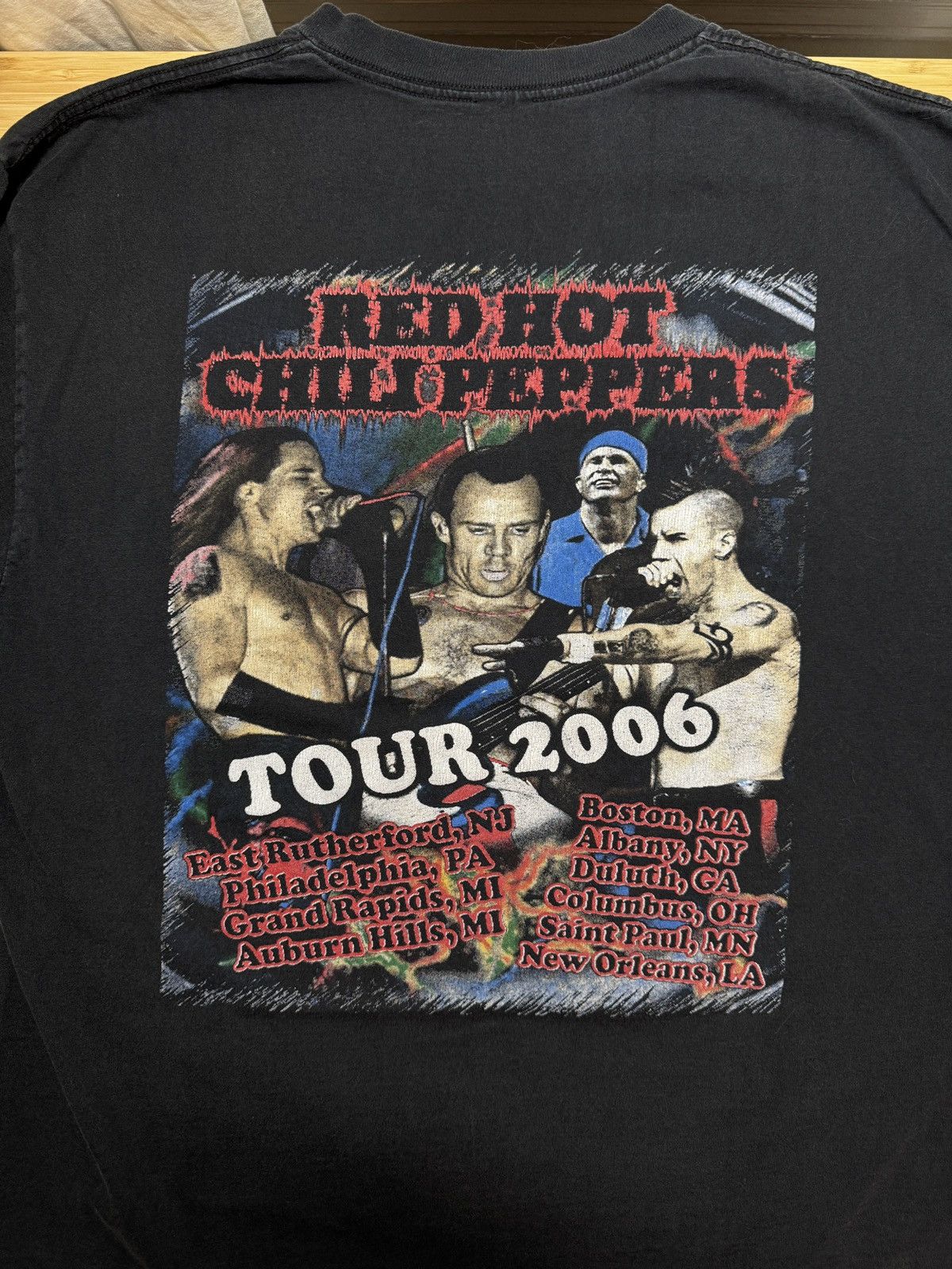 Band Tees × Vintage *Rare* Vintage 2000’s Red Hot Chili Peppers Size US M / EU 48-50 / 2 - 4 Thumbnail