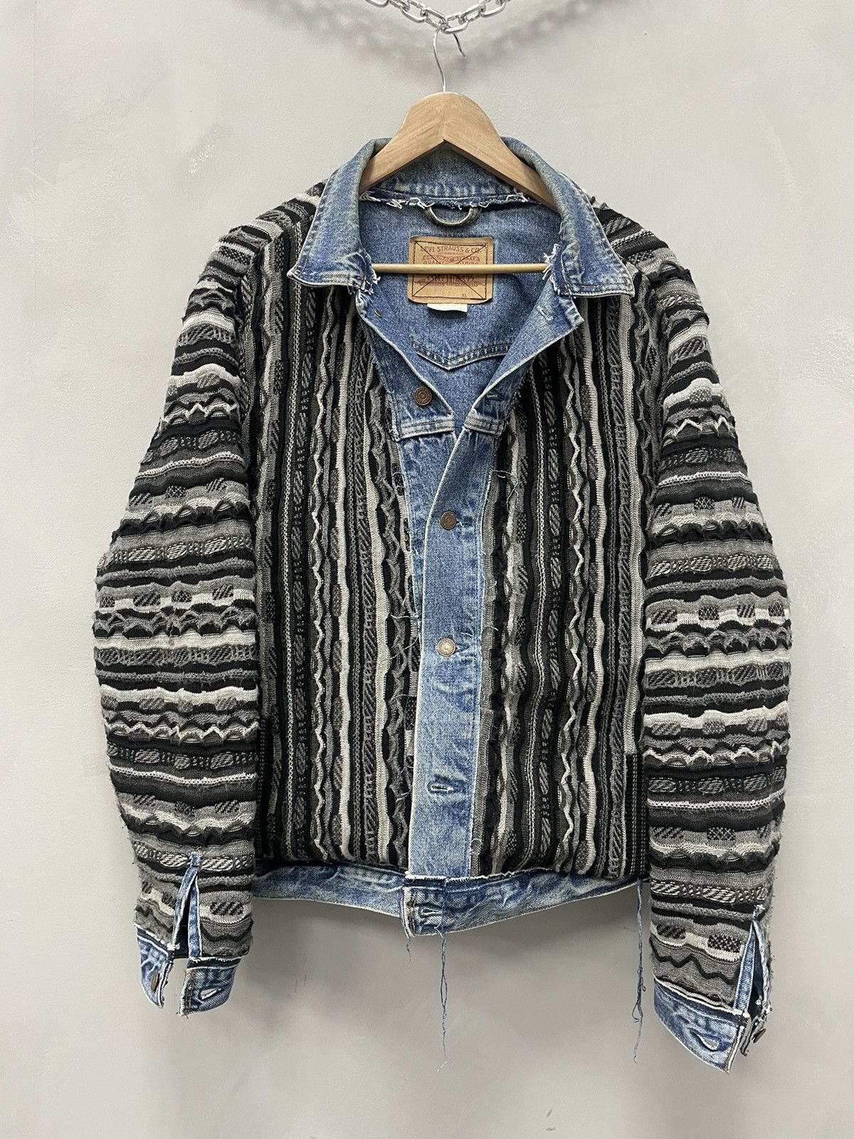Coogi × Levi's REWORKED REVERSIBLE COOGI SWEATER X LEVIS JACKET Size US L / EU 52-54 / 3 - 1 Thumbnail