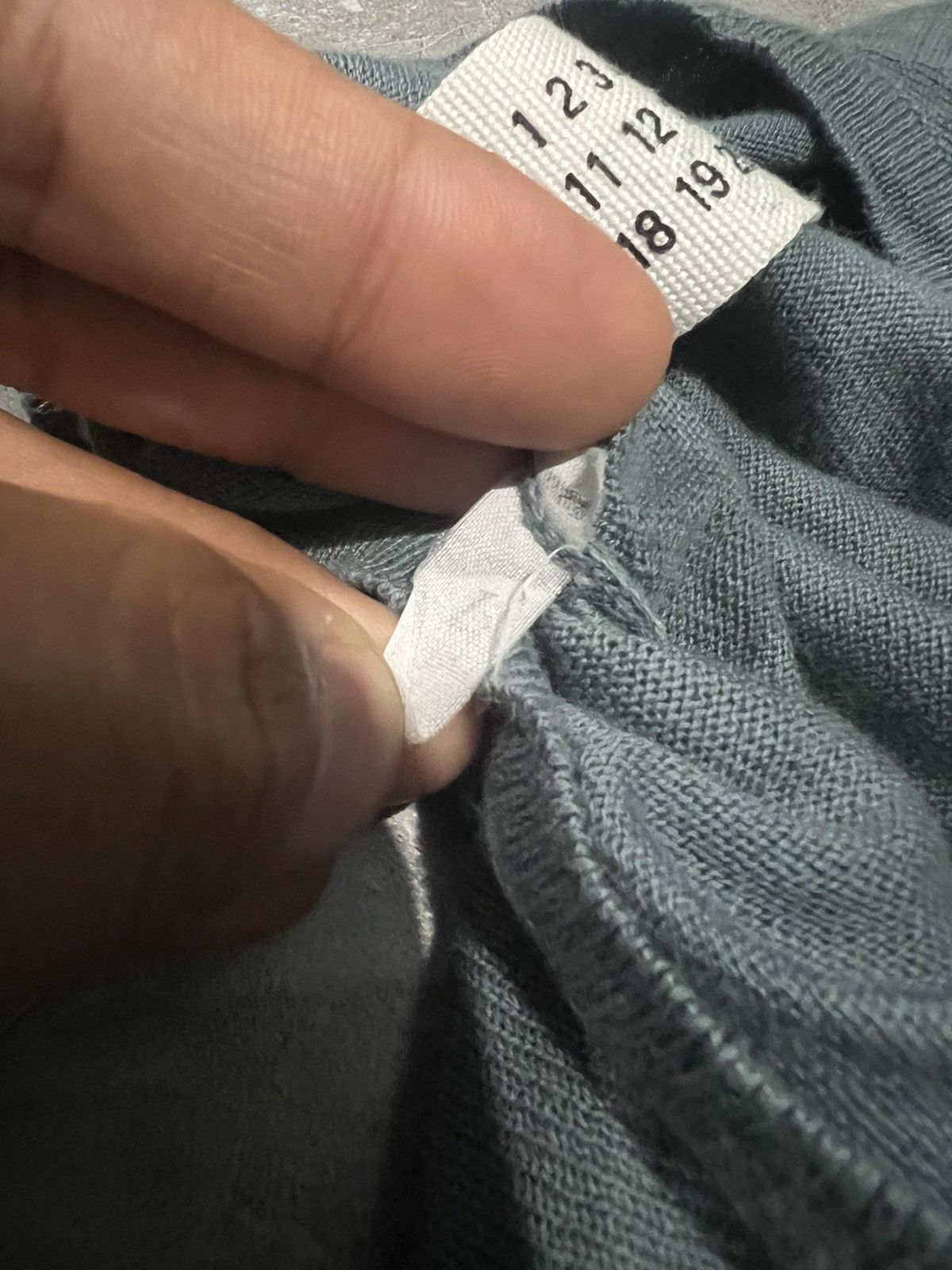 Maison Margiela Maison Margiela Miss DeanaS/S 2003 Tie Dye Knit Sweater Size US L / EU 52-54 / 3 - 9 Thumbnail