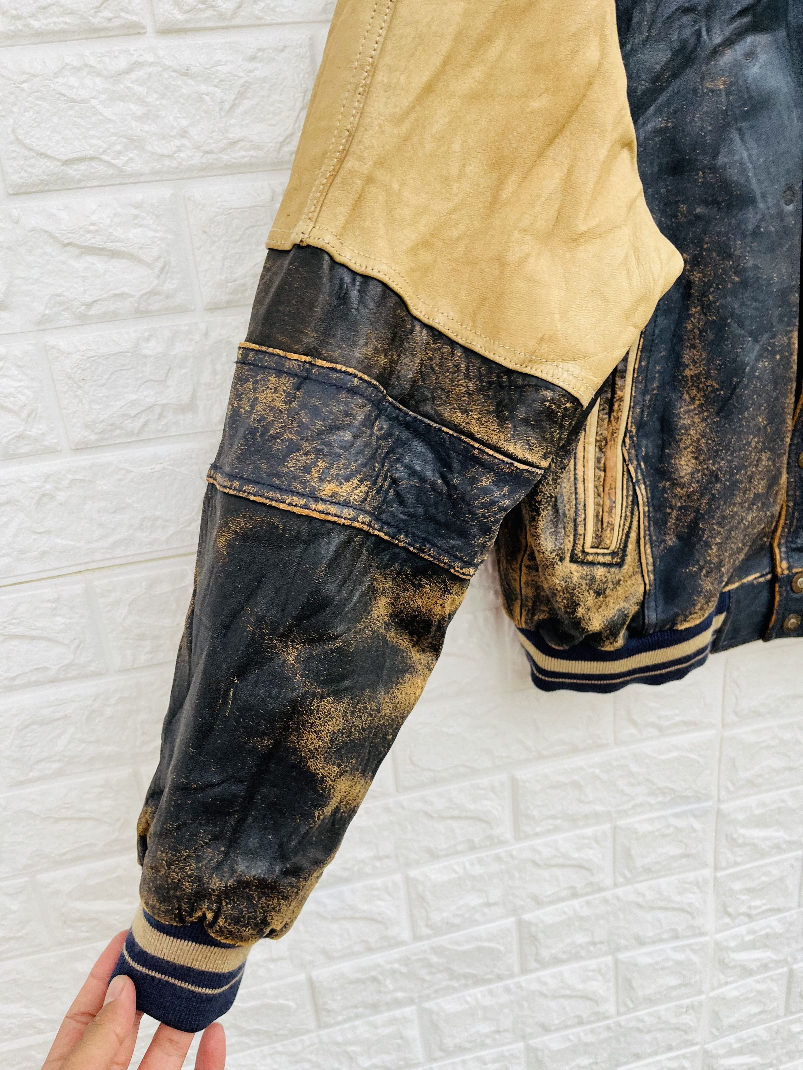 Guess Vintage Guess Hip Hop Streetwear FashionStyle Leather Jacket Size US L / EU 52-54 / 3 - 8 Thumbnail
