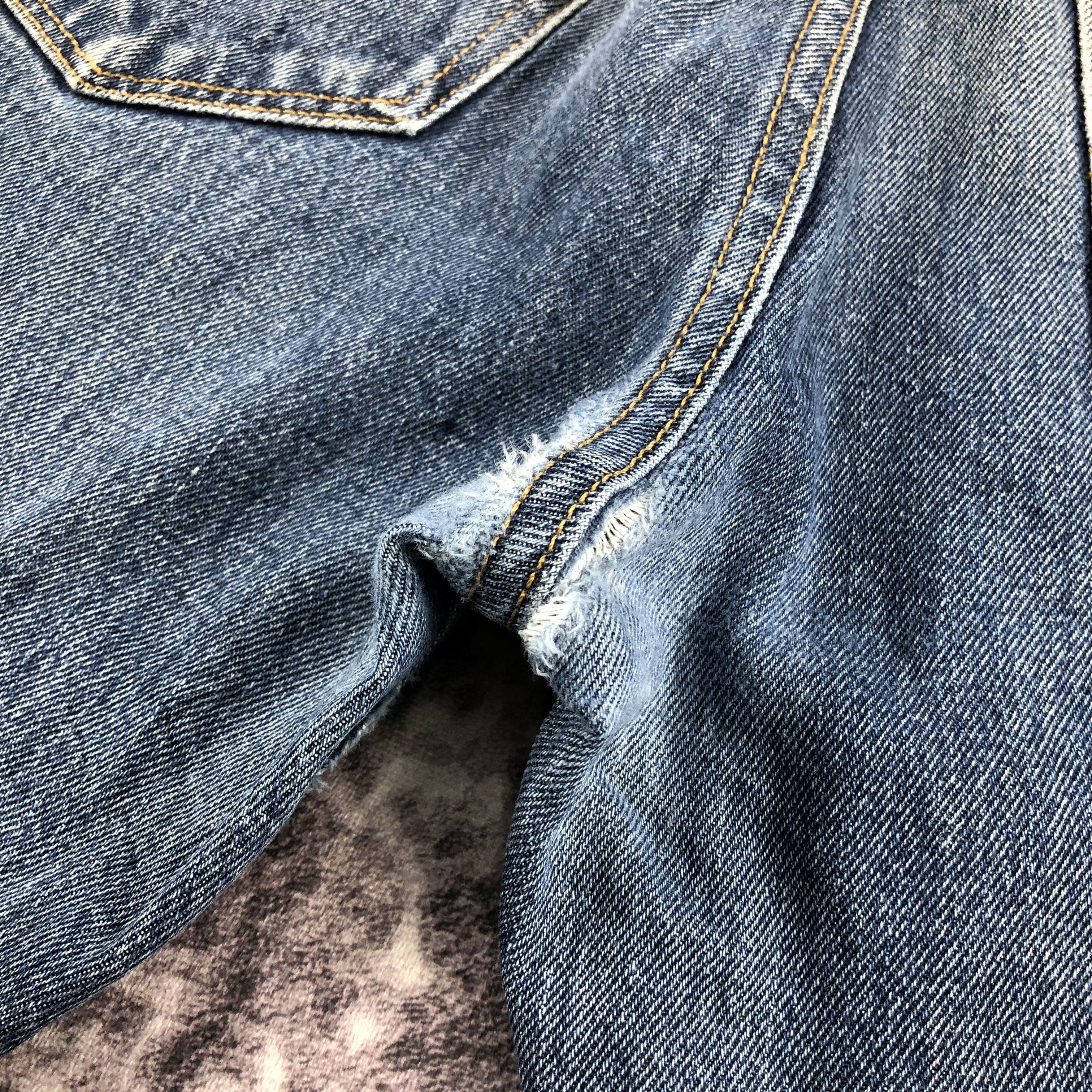 Levi's × Vintage Vintage Blue Wash Levis 505 Jeans-JM2681 Size US 34 / EU 50 - 6 Thumbnail