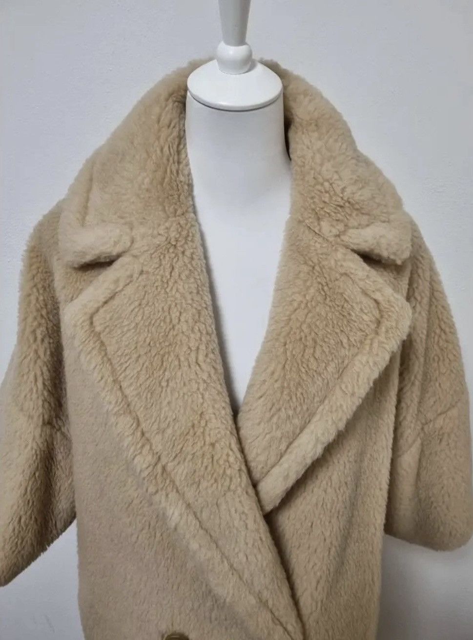Max Mara Teddy Bear Coat, Max Mara Size S / US 4 / IT 40 - 2 Thumbnail
