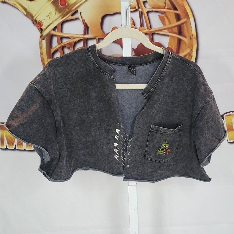 Shein Shein Black Gray Safety Pin Crop Top Large Size L / US 10 / IT 46 - 1 Thumbnail