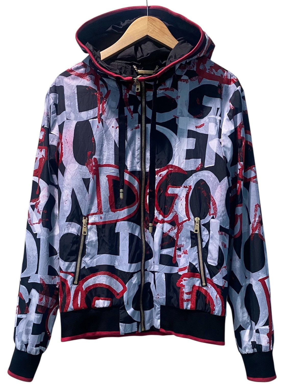 Dolce & Gabbana 995€ Dolce & Gabbana Graffiti Print Technical Jacket. Size US S / EU 44-46 / 1 - 1 Thumbnail