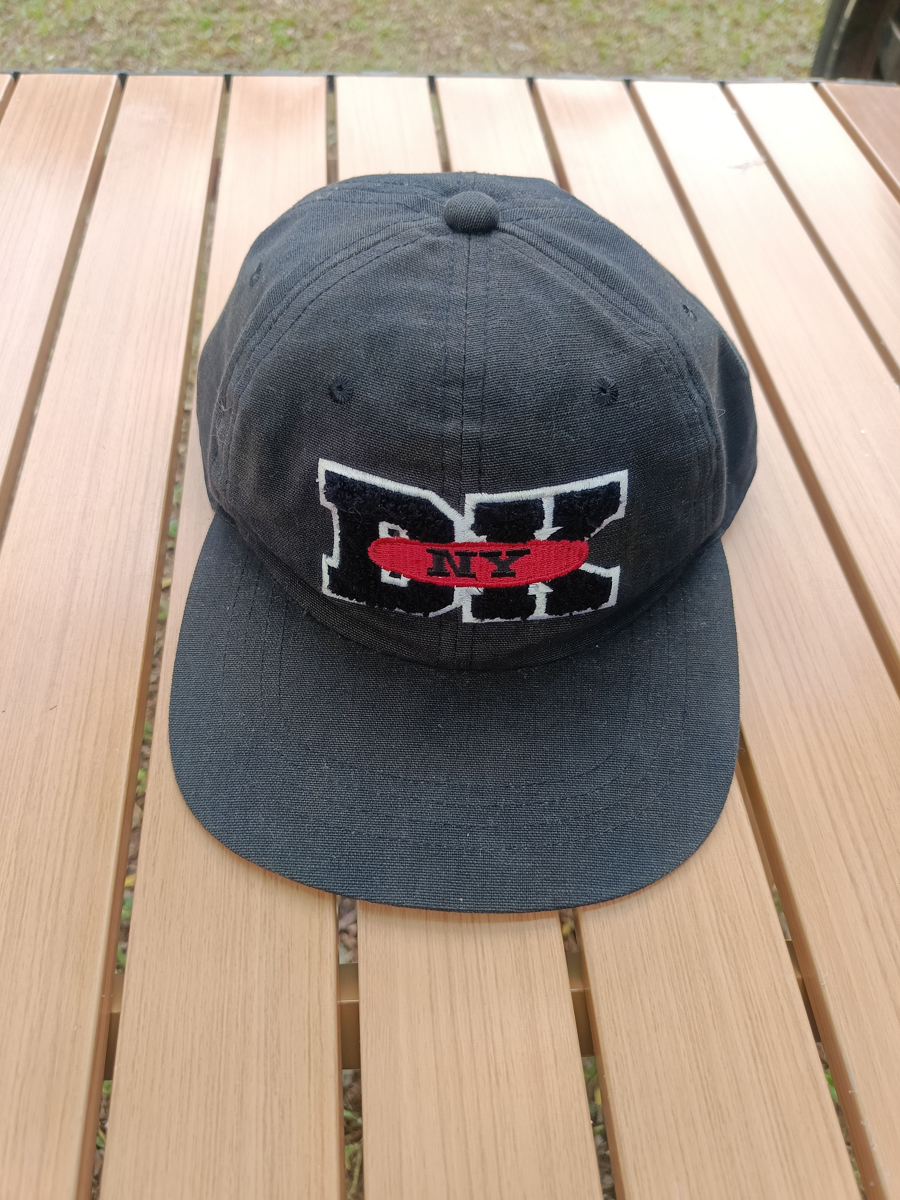 DKNY Vtg 90s DKNY Logo Cap Size ONE SIZE - 1 Thumbnail
