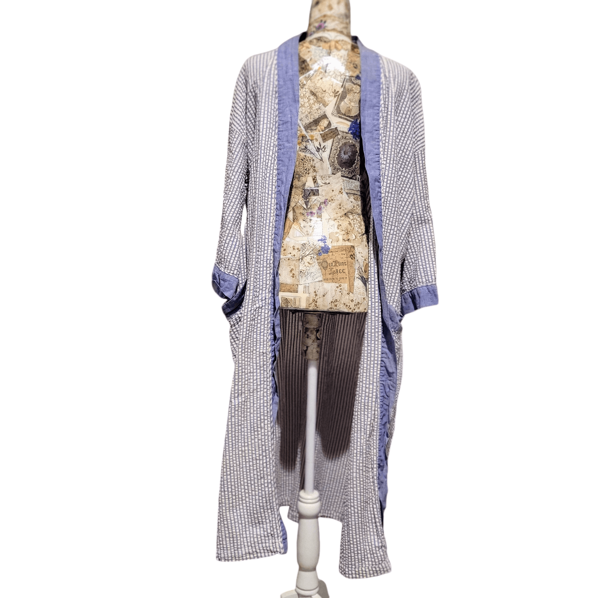 Bill Blass Bill Blass Lightweight Blue White Seersucker Cotton Robe Size ONE SIZE - 3 Thumbnail