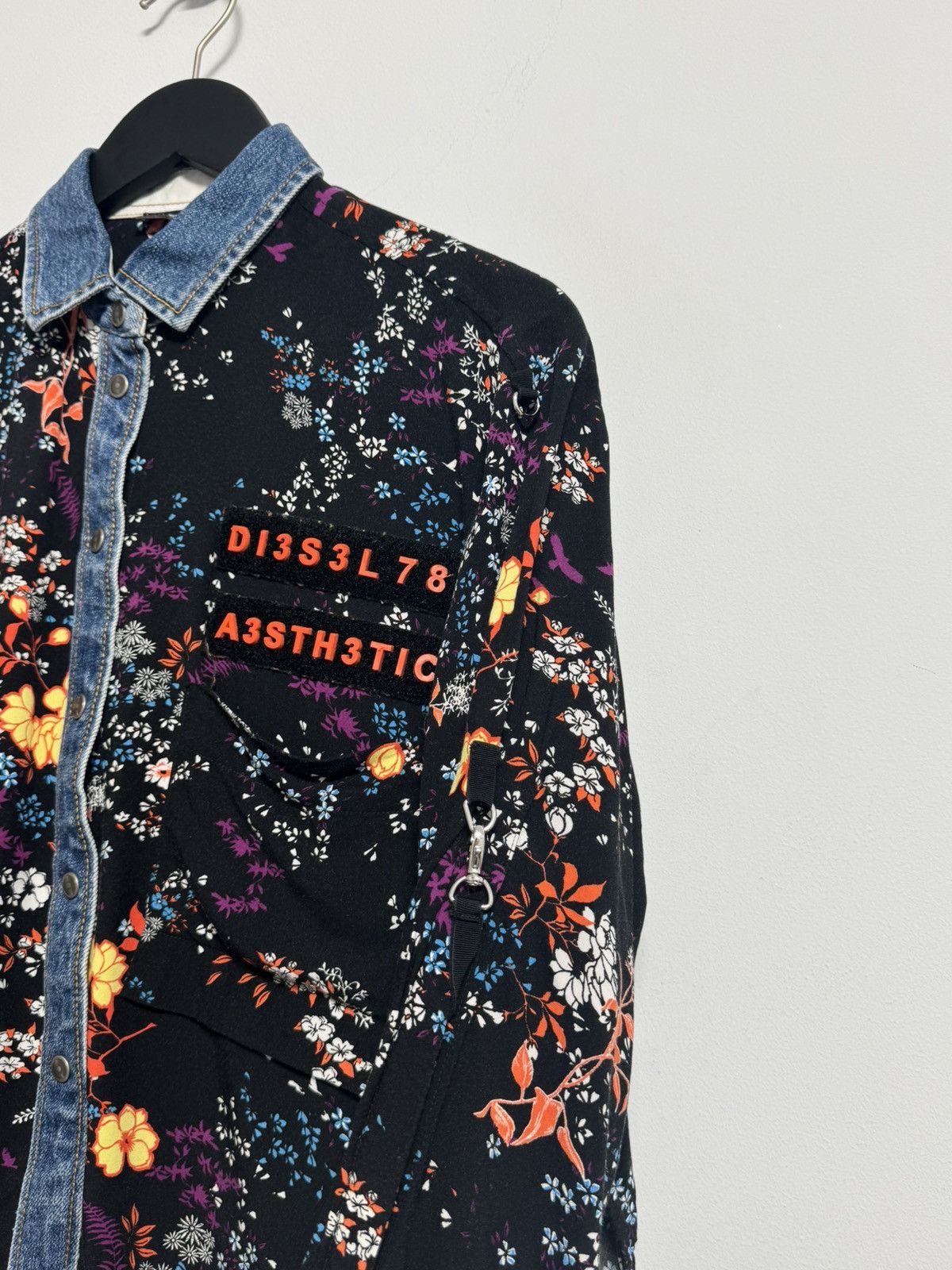 Designer × Diesel 🔥Diesel Vintage Y2K style hype Button Up Women’s Size S / US 4 / IT 40 - 9 Thumbnail
