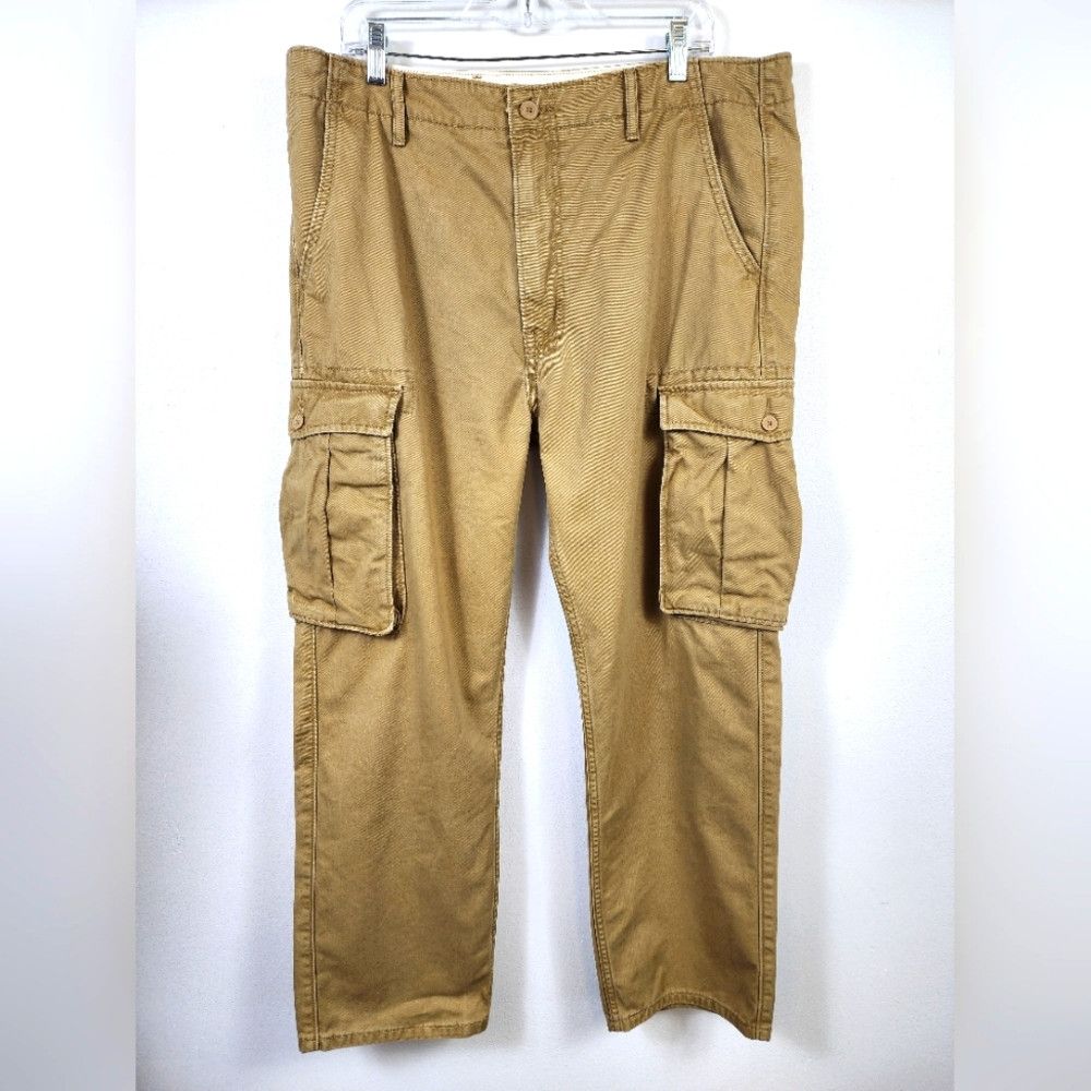 Levi's Levi's Khaki 100% Cotton Cargo Pants, sz 36 x 30 Size US 36 / EU 52 - 1 Thumbnail