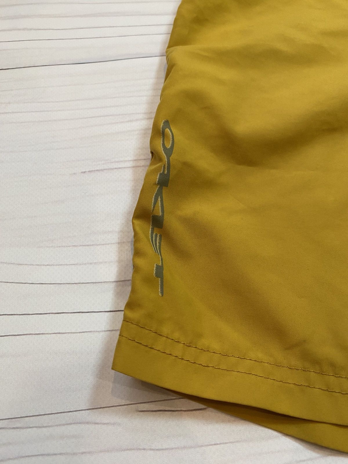 Oakley Oakley gorpcore surf y2k big logo shorts Surf Skate Outdoor Size US 34 / EU 50 - 10 Thumbnail