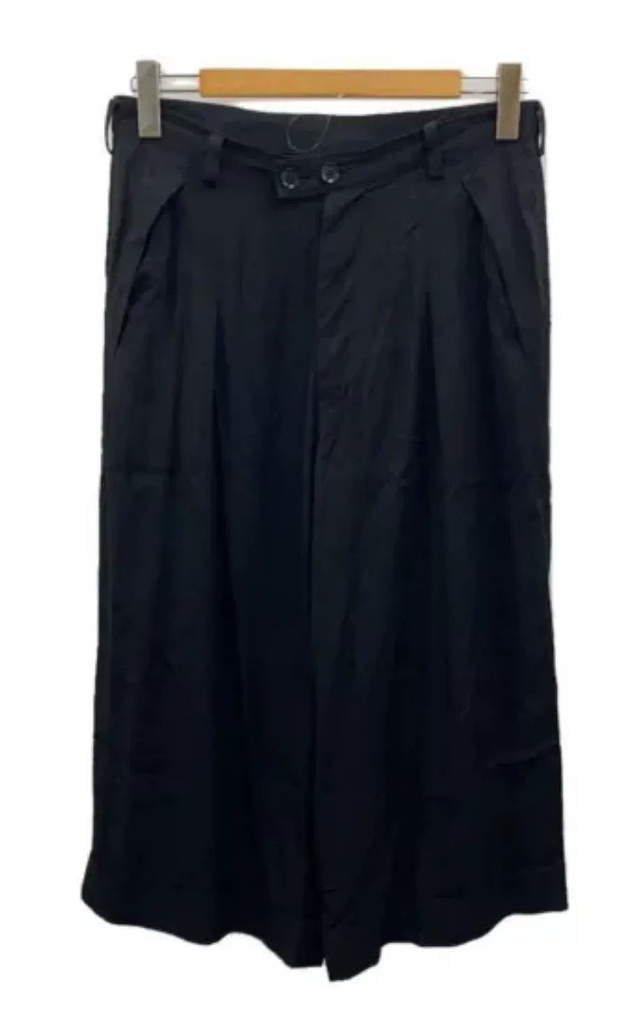 Yohji Yamamoto Y's Yohji Yamamoto Black Buttoned Shorts Size US 28 / EU 44 - 1 Thumbnail